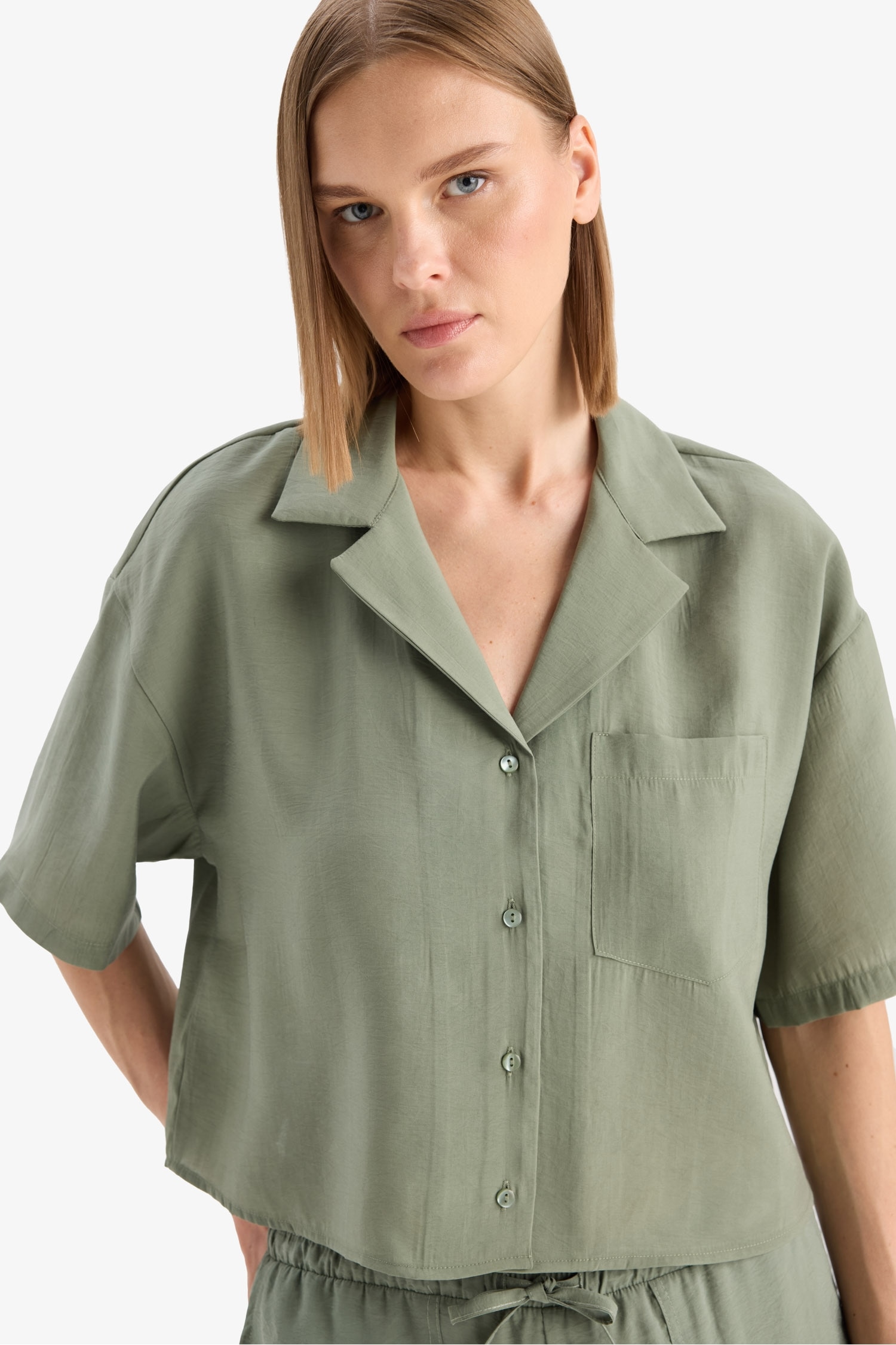 Loose Fit Jacket Collar modal Short Sleeve Shirt