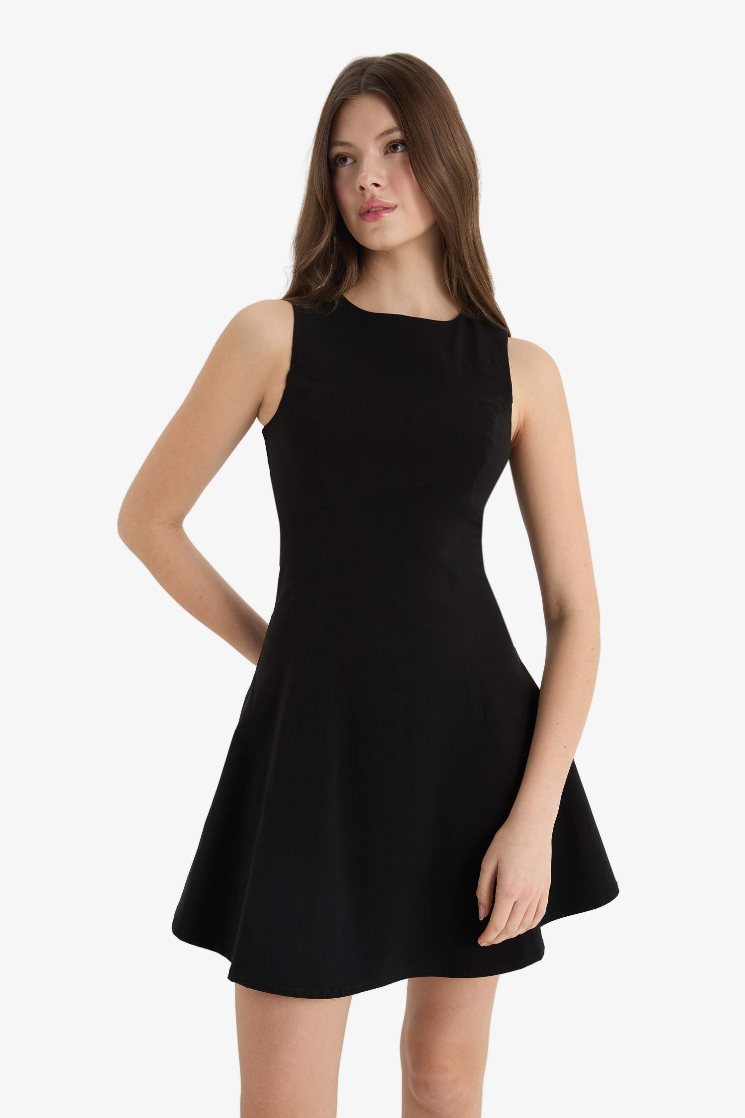 فستان قصير نص ردن بنغالين بياخة مستديرة