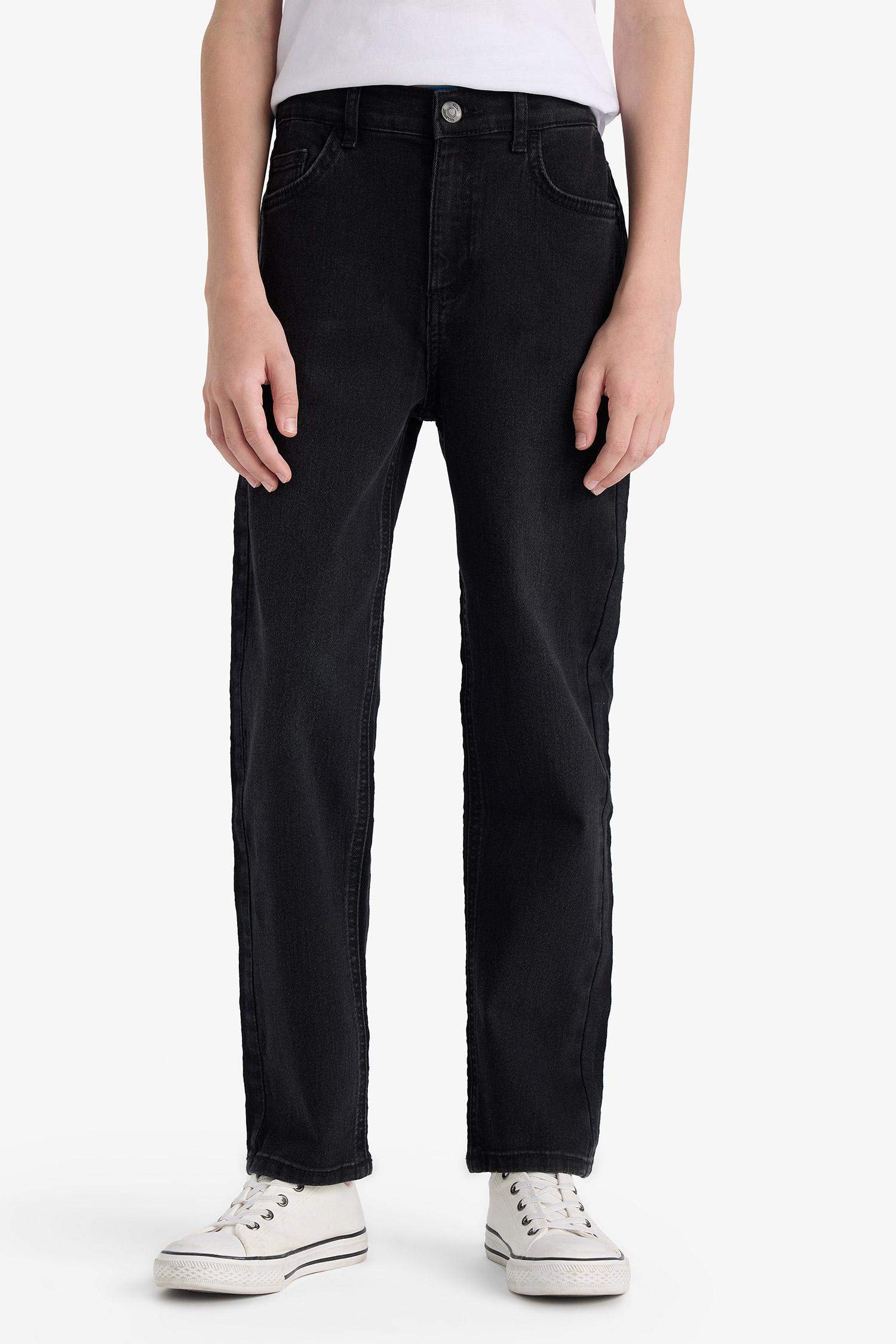 Boy Straight Fit Straight Leg Jeans