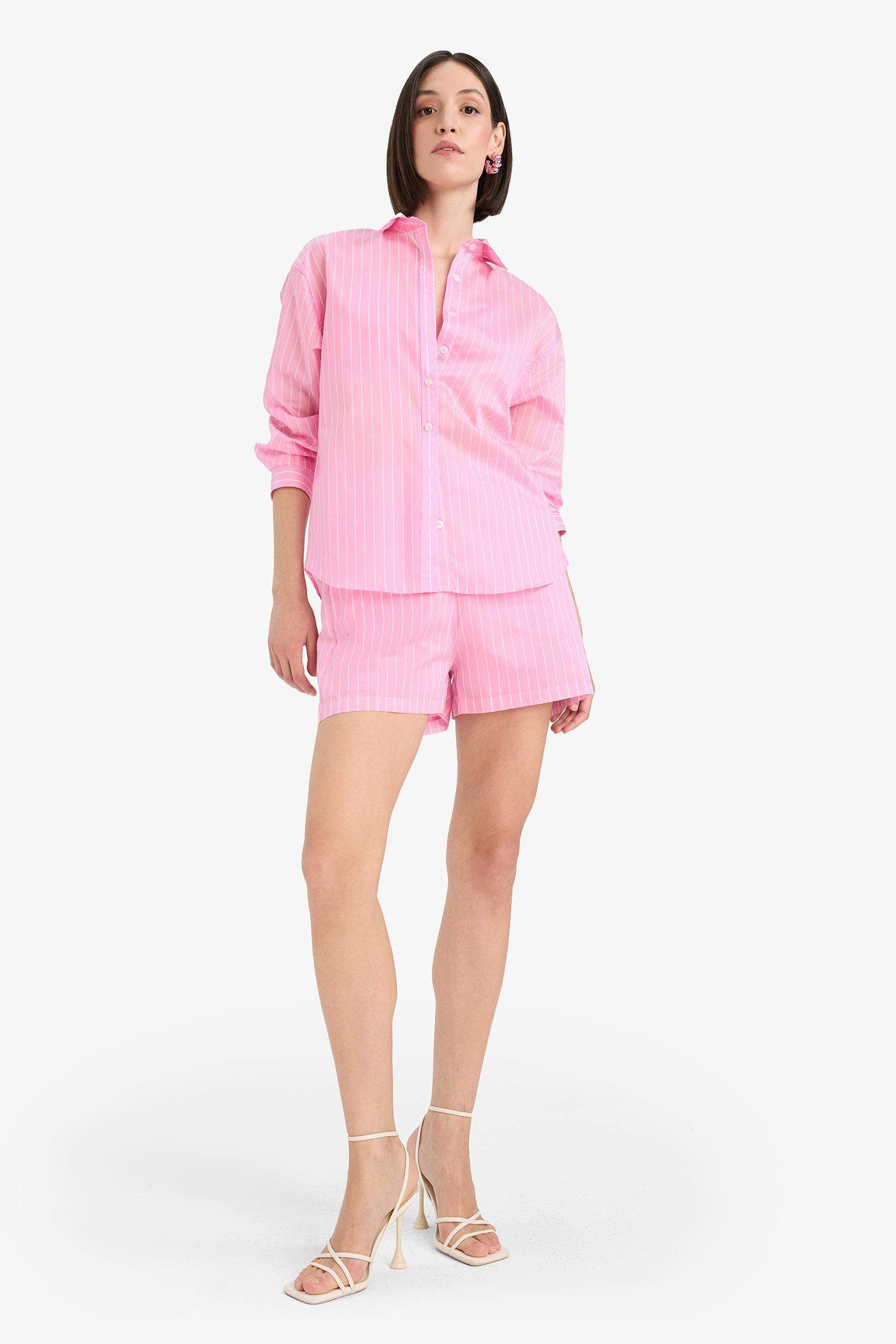 Afra x DeFacto Yüksek Bel Cepli Düz Paça Çizgili Şort