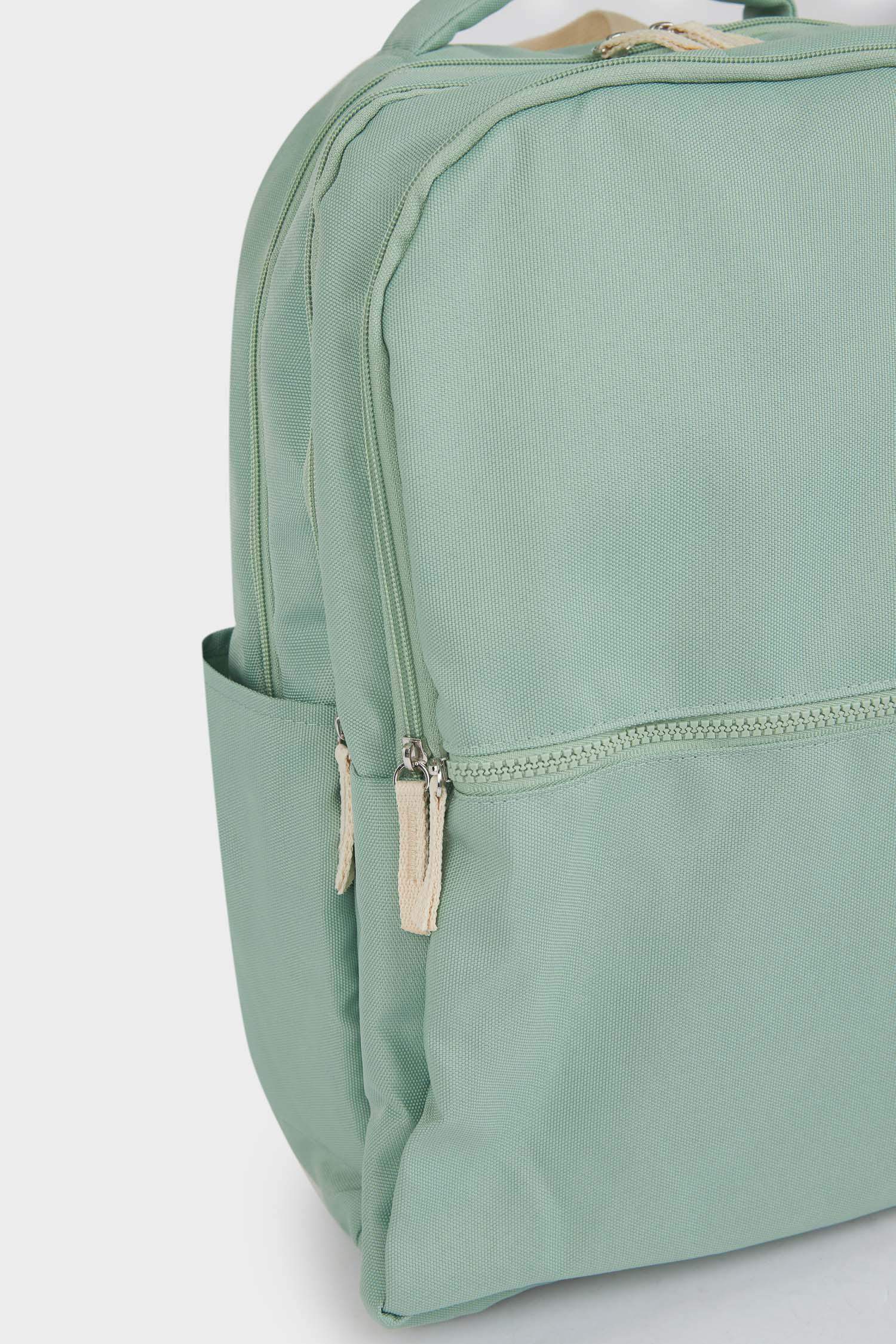 Kadın Sırt Çantası