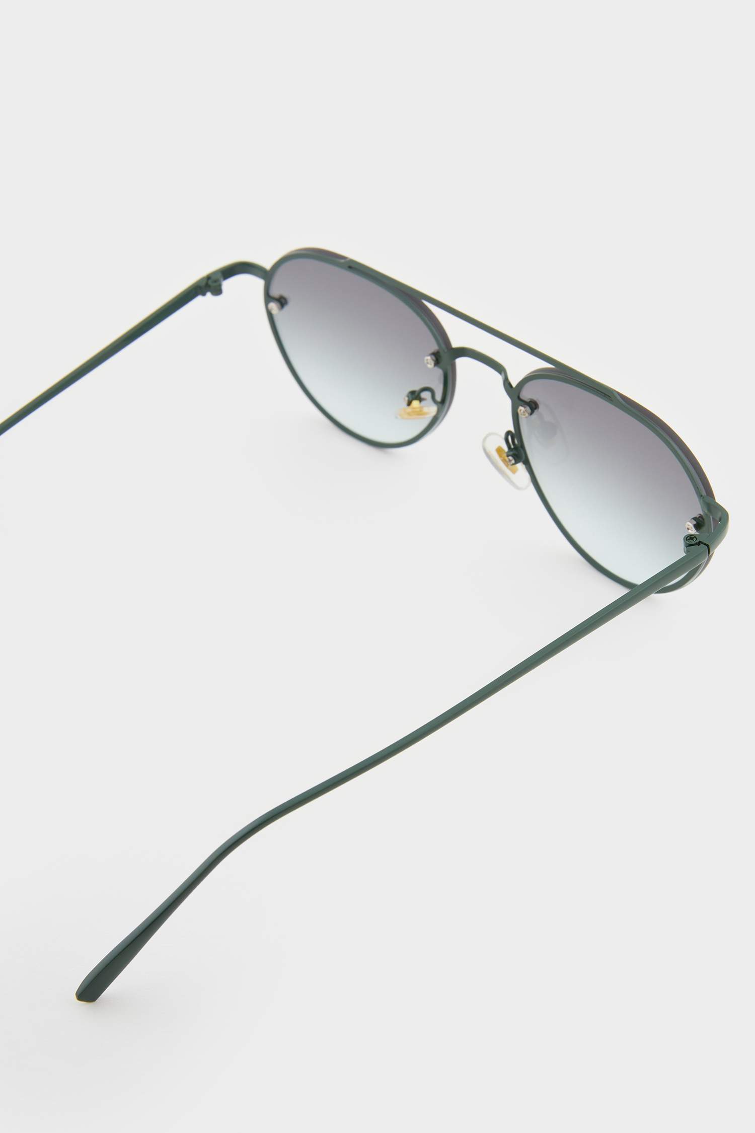 Kadın Siyah Metal Çerçeve Füme Cam Pilot UV Güneş Gözlüğü