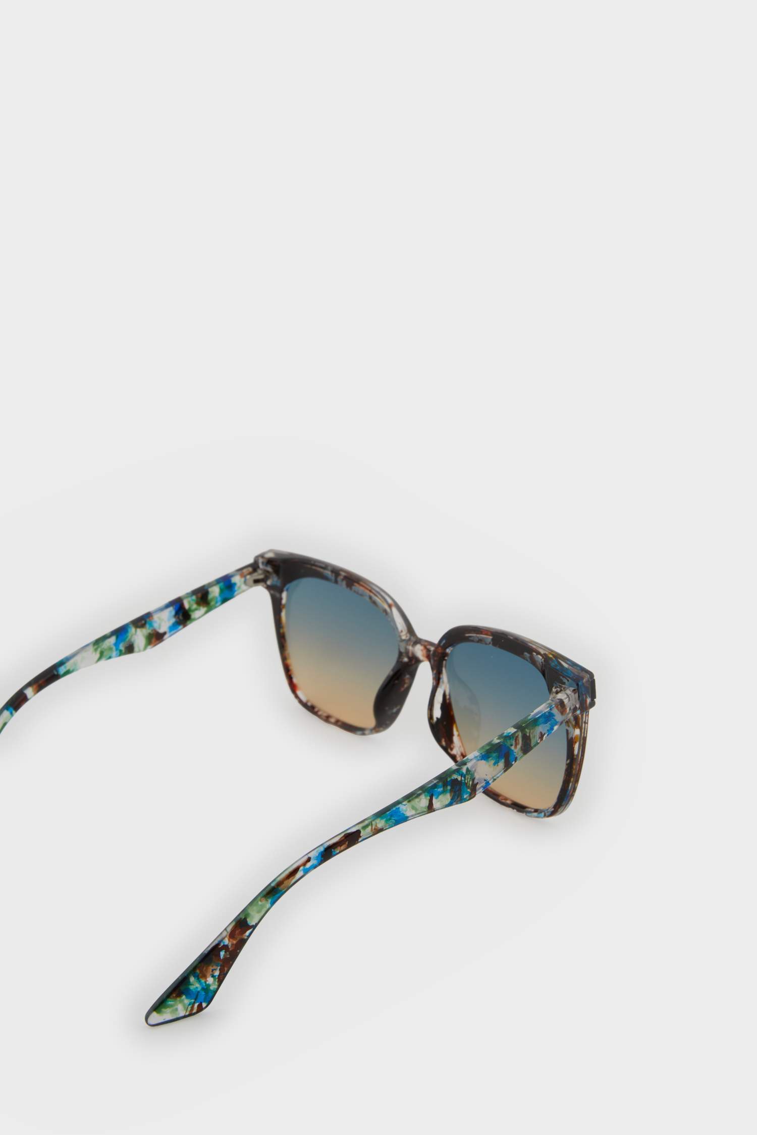 Kadın Yuvarlak Mavi Plastik Çerçeve Degrade Cam UV Güneş Gözlüğü