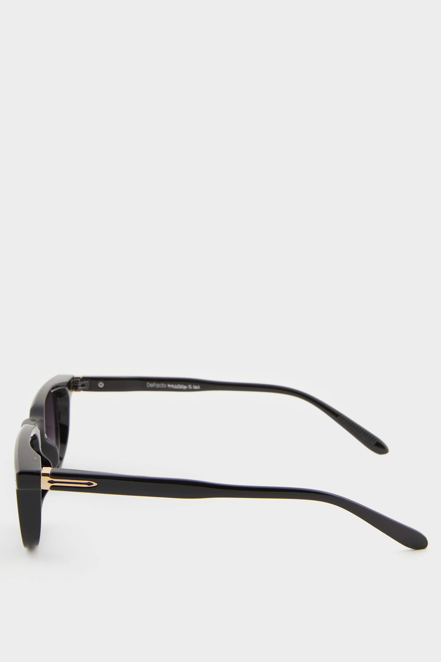 Kadın Siyah Plastik Çerçeve Siyah Cam Klasik UV Güneş Gözlüğü