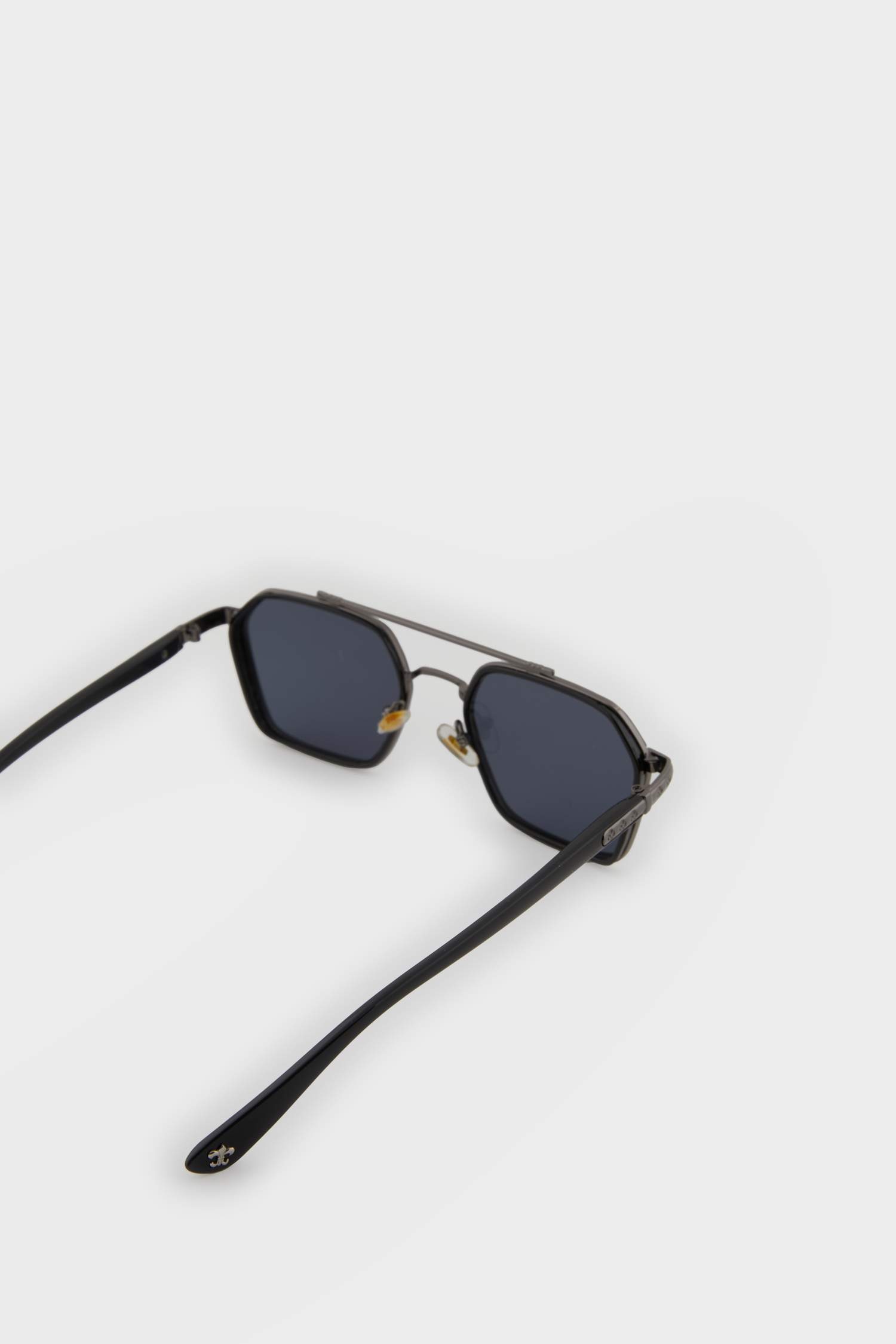 Kadın Siyah Metal Çerçeve Siyah Cam Pilot UV Güneş Gözlüğü