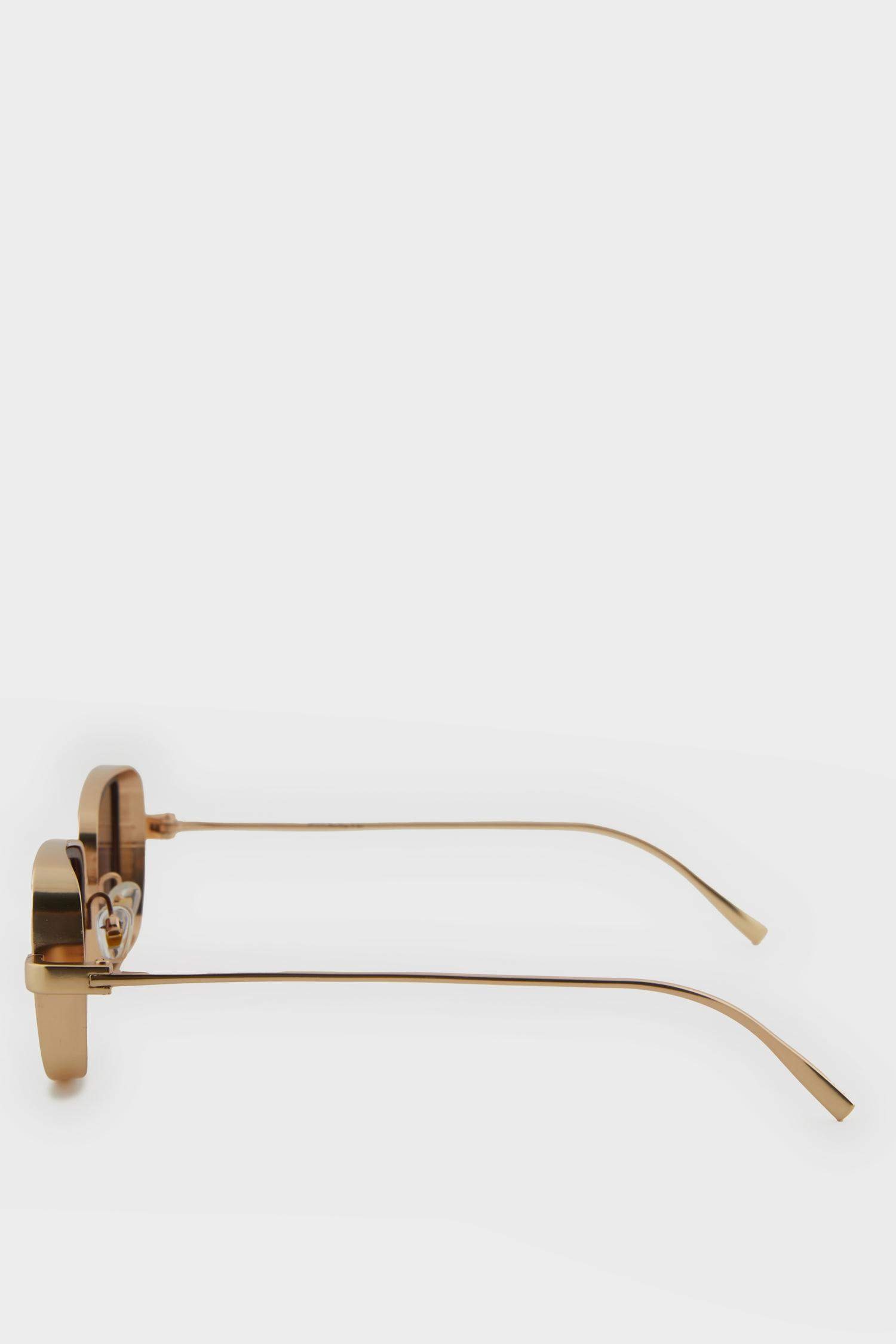 Kadın Kare Kahve Metal Çerçeve Kahve Cam UV Güneş Gözlüğü