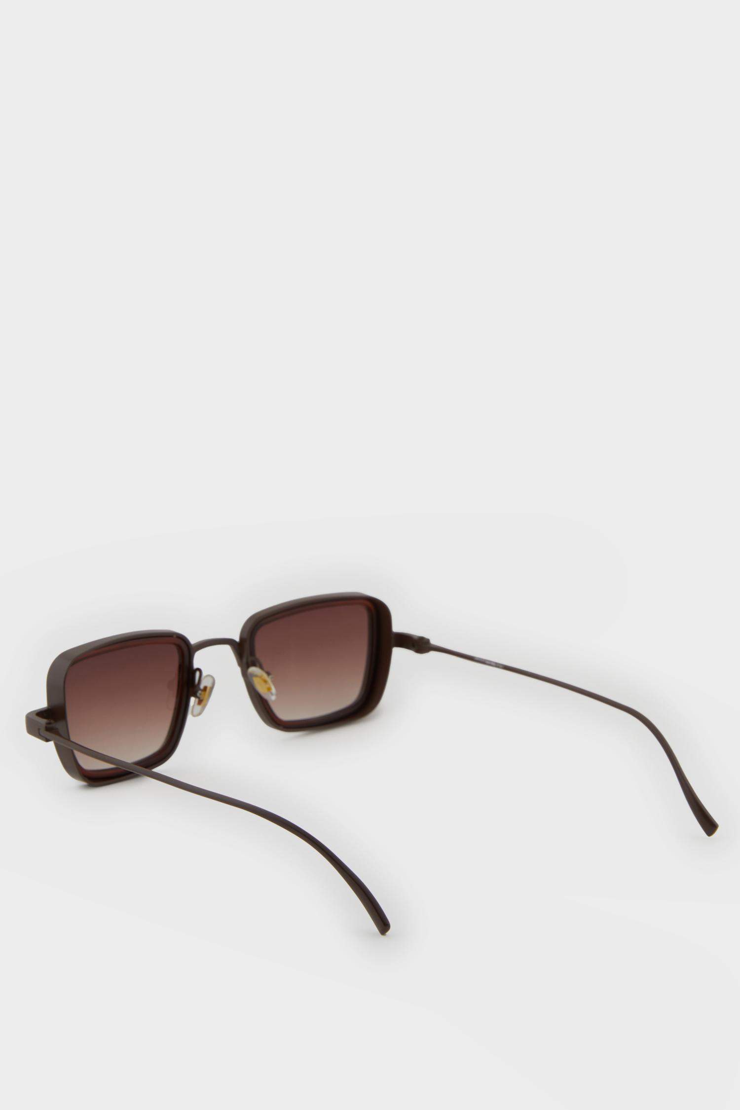 Kadın Kare Siyah Metal Çerçeve Siyah Cam UV Güneş Gözlüğü