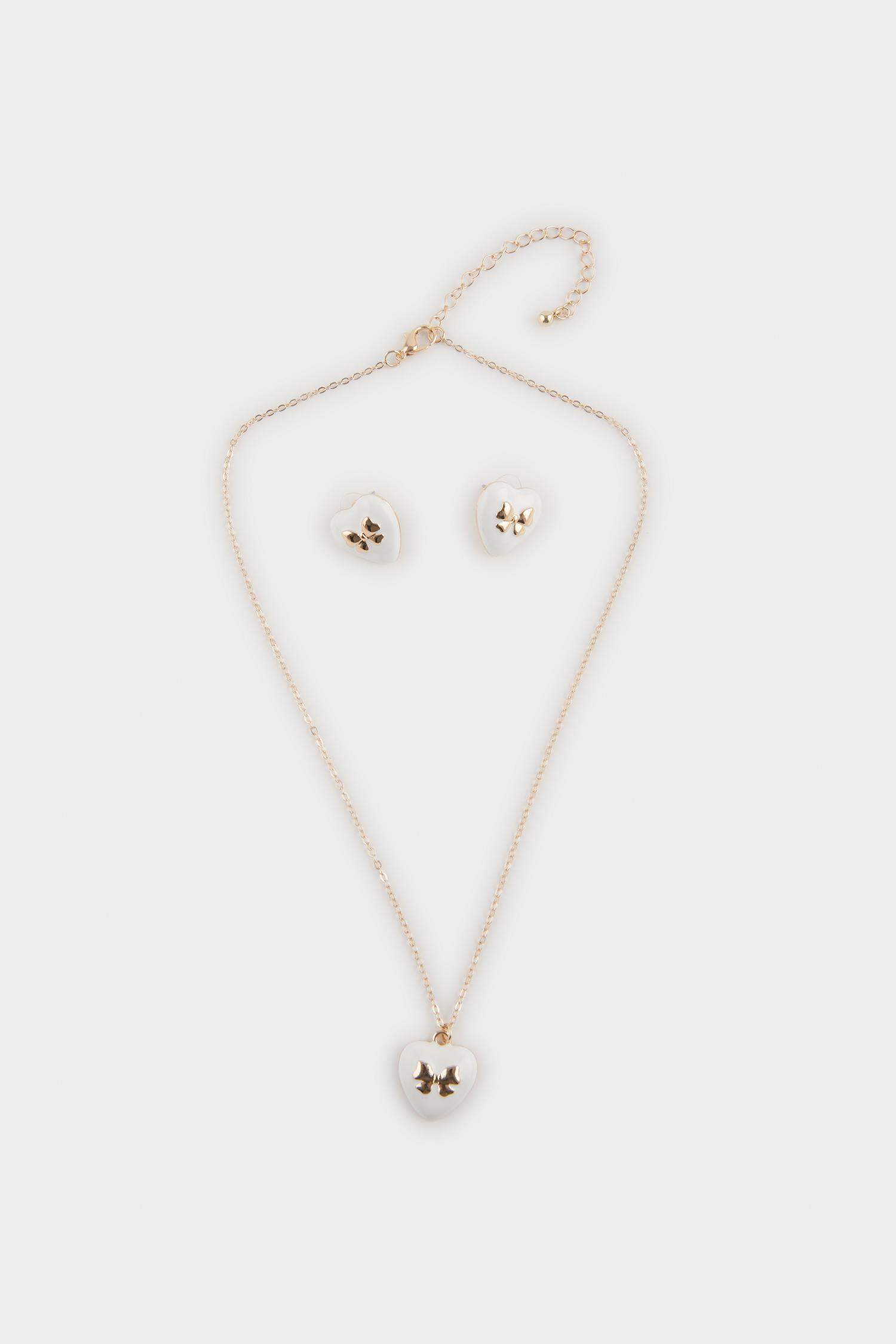 سيت نسائي تراجي وقلادة باحجار ابيض