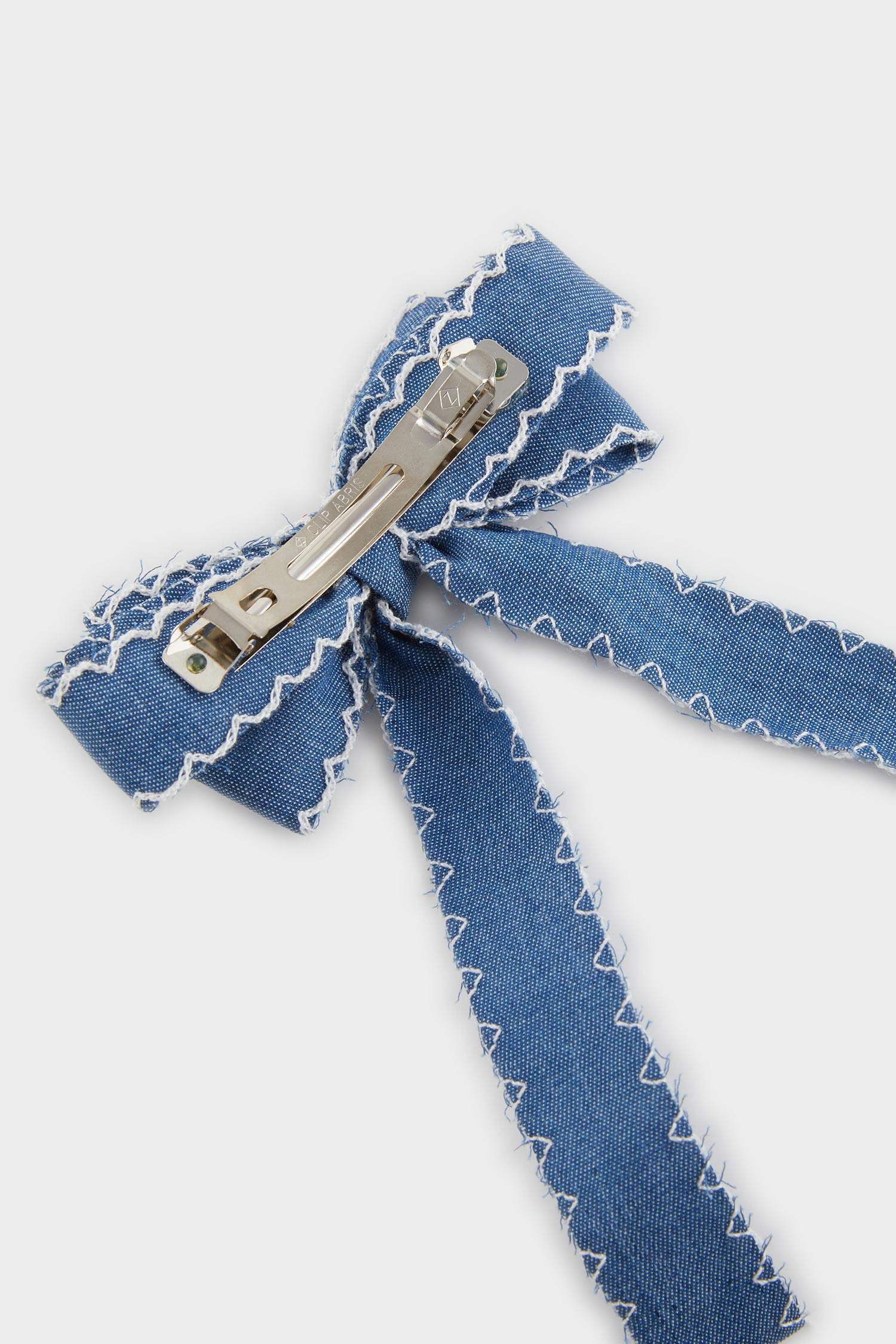 Woman Blue Ribbon Snap Hair Clips