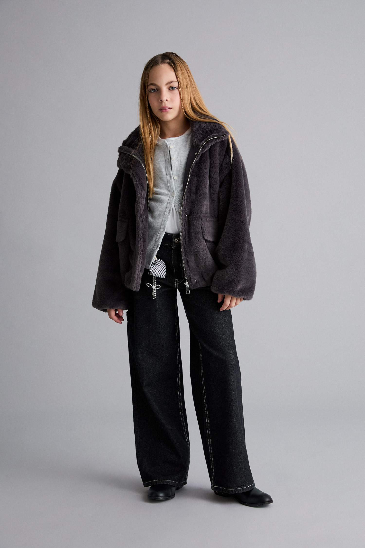 Kız Çocuk Fermuarlı Cepli Pelüş Mont