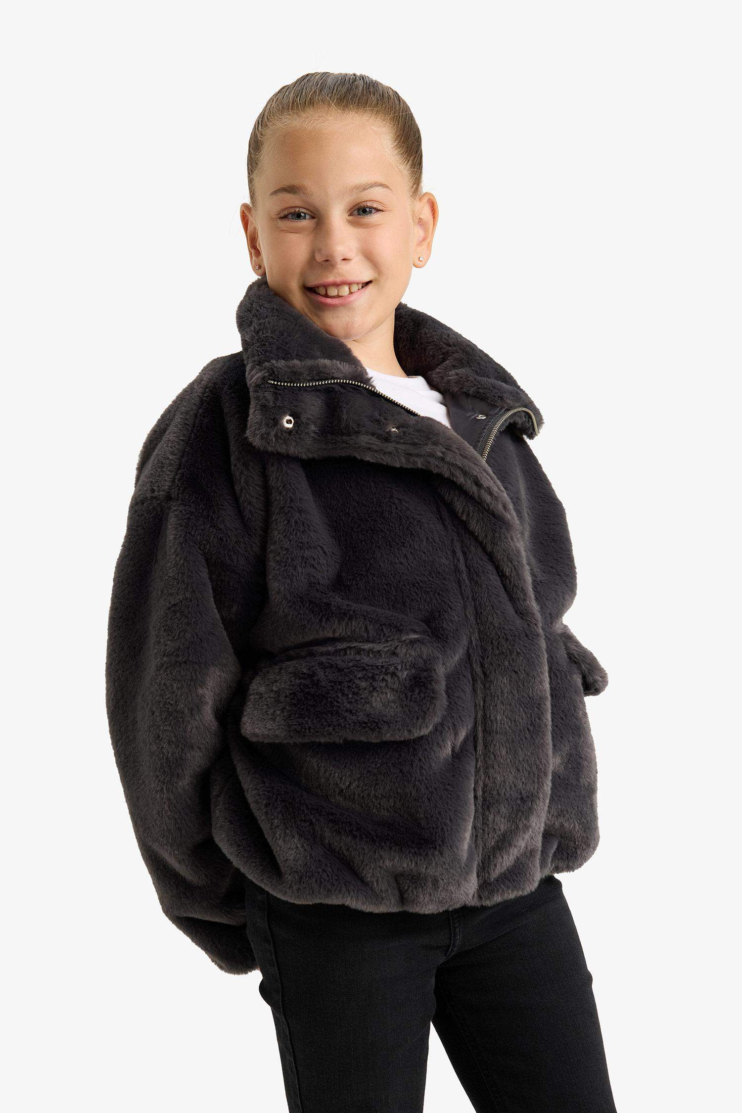 Kız Çocuk Fermuarlı Cepli Pelüş Mont