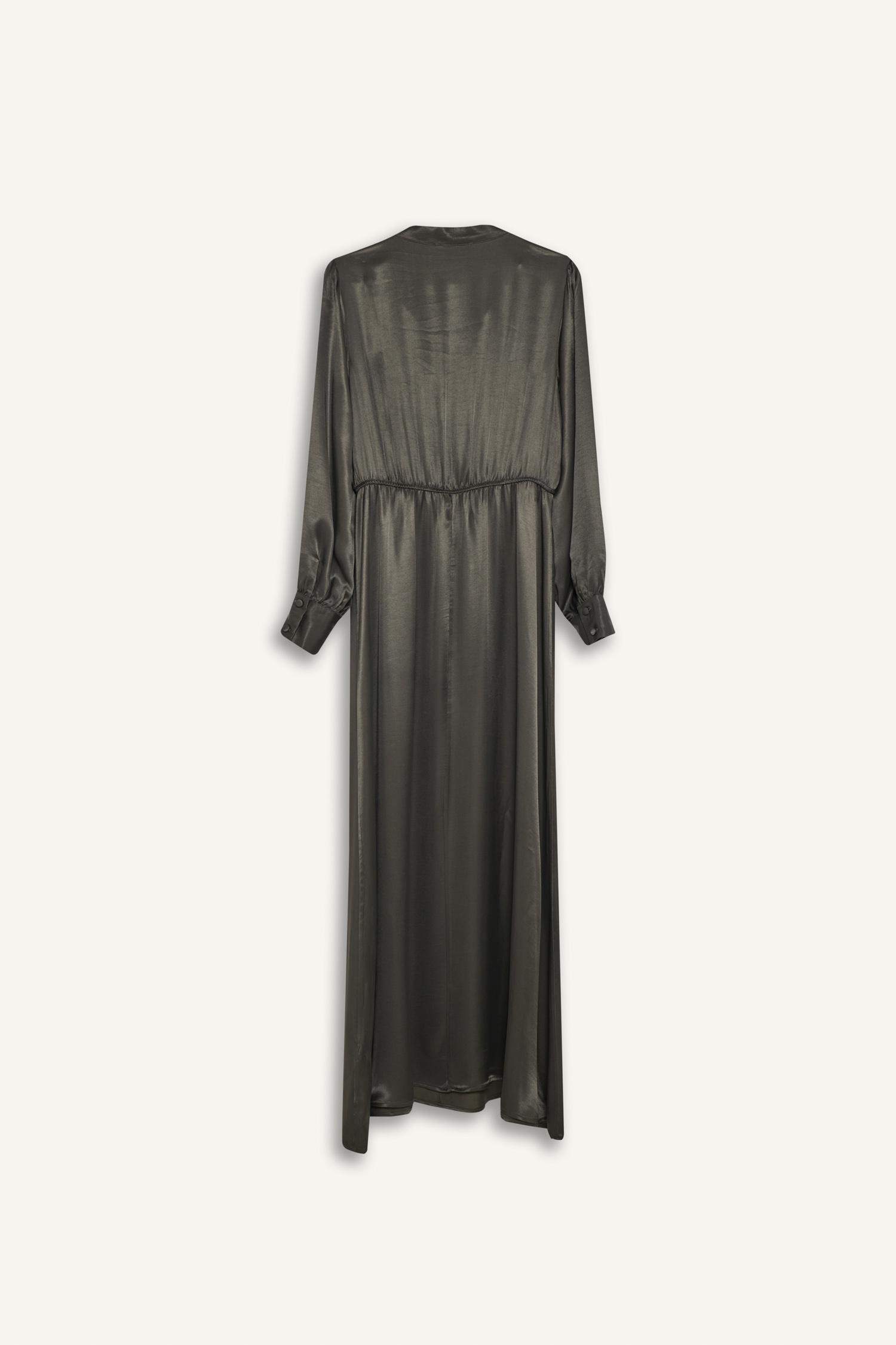 فستان بأكمام طويلة ستان قصة عادية