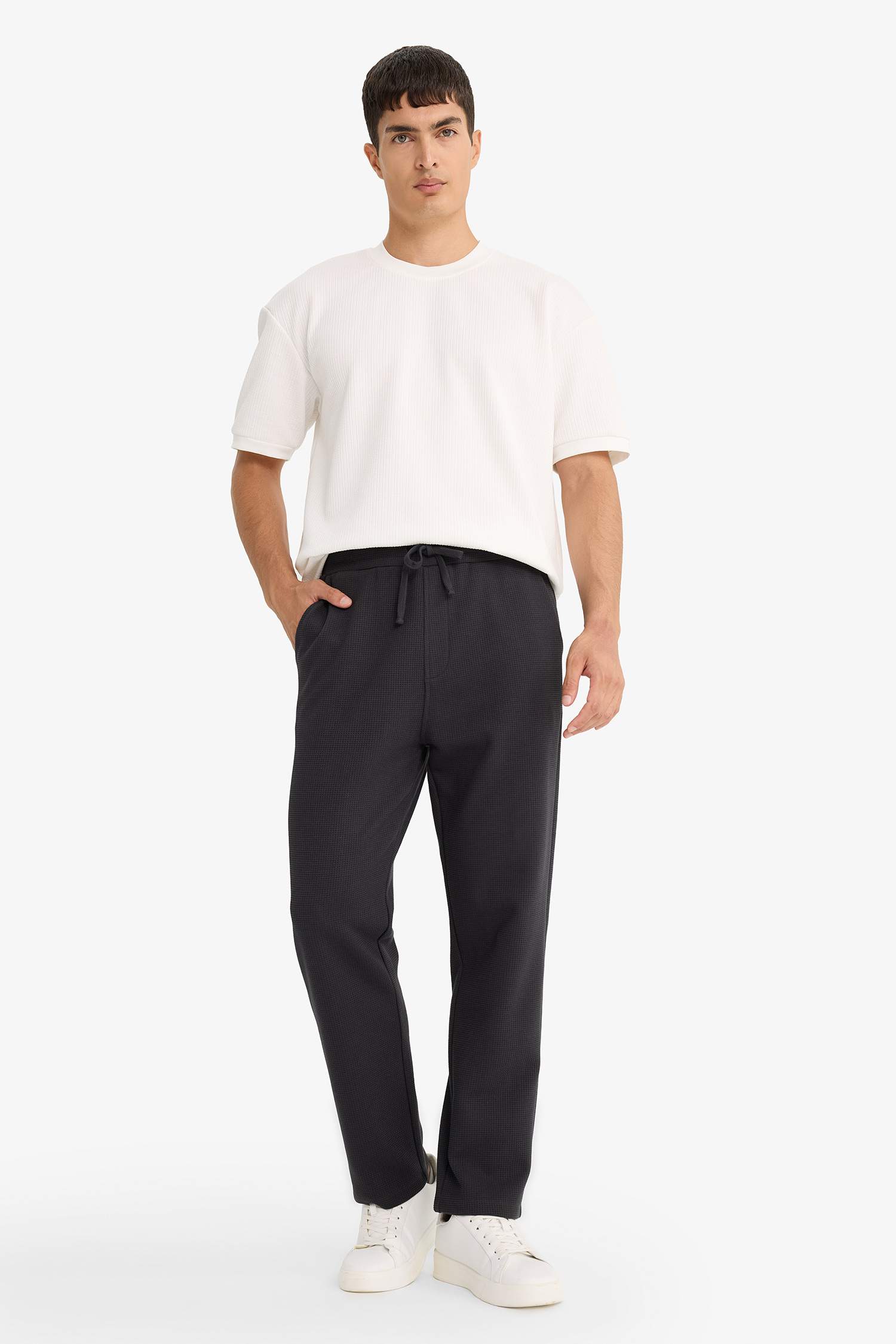 بنطلون سويت بانتس وافل قصة عادية وخصر برباط