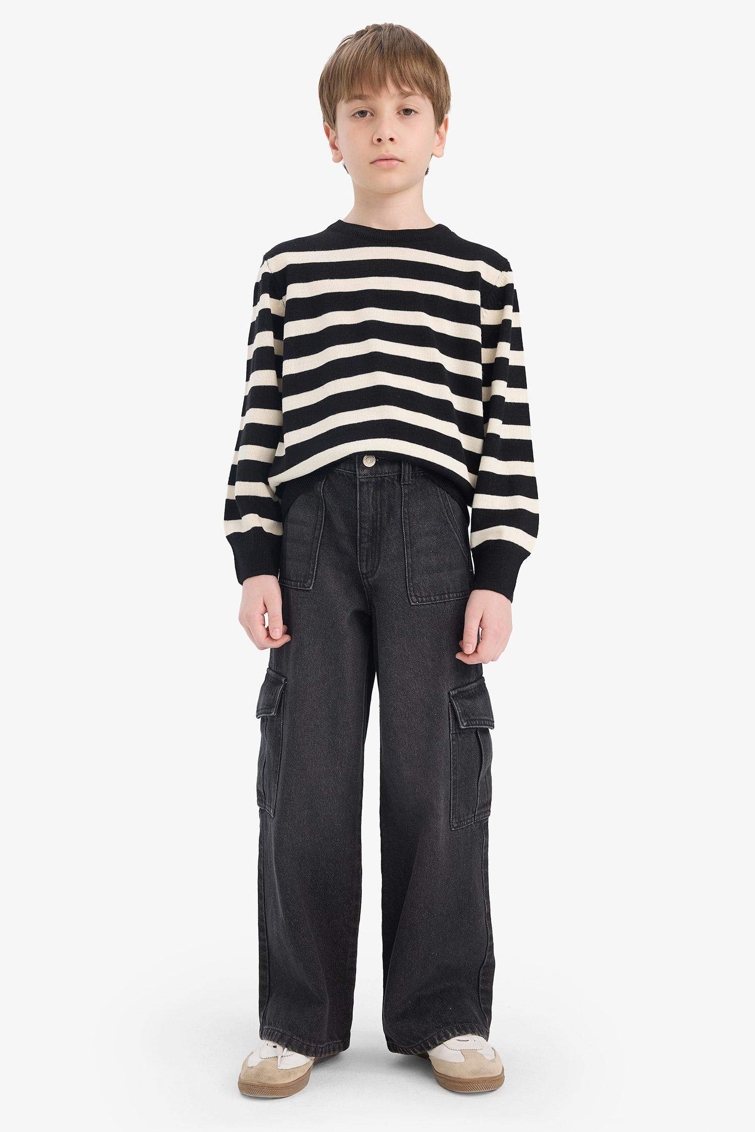 بلوز صوف مخطط ولادي تريكو قصة عادية برقبة مستديرة