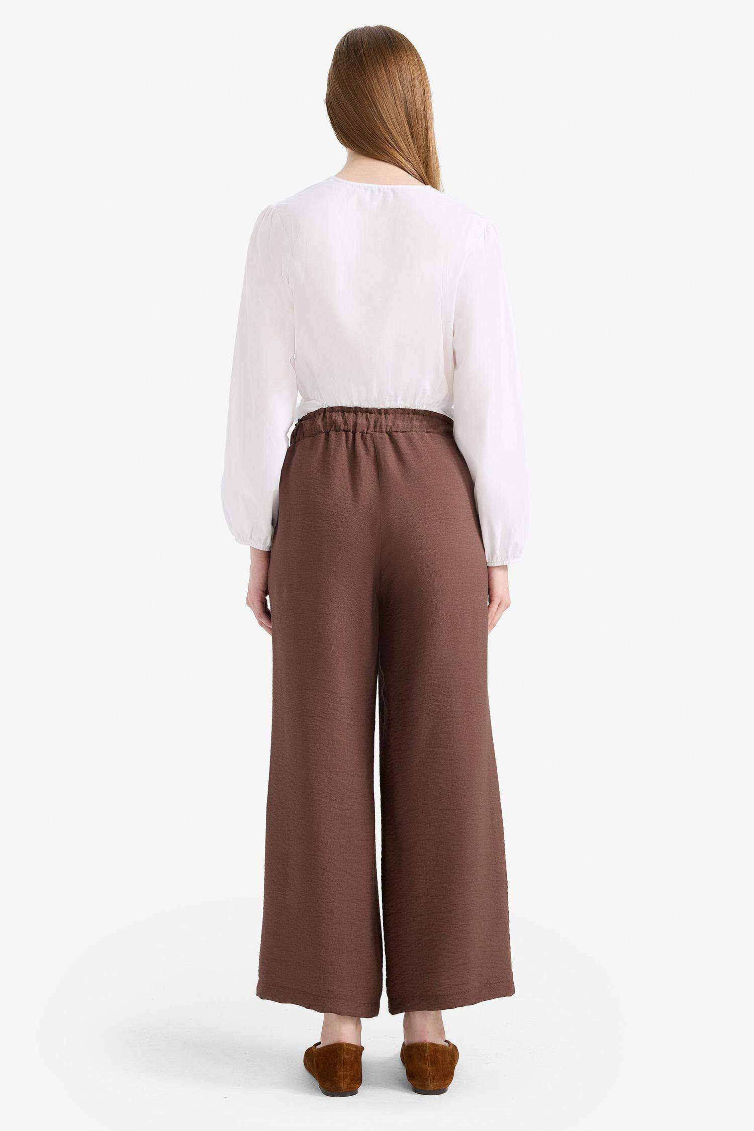 Straight Fit Wide Leg Trousers
