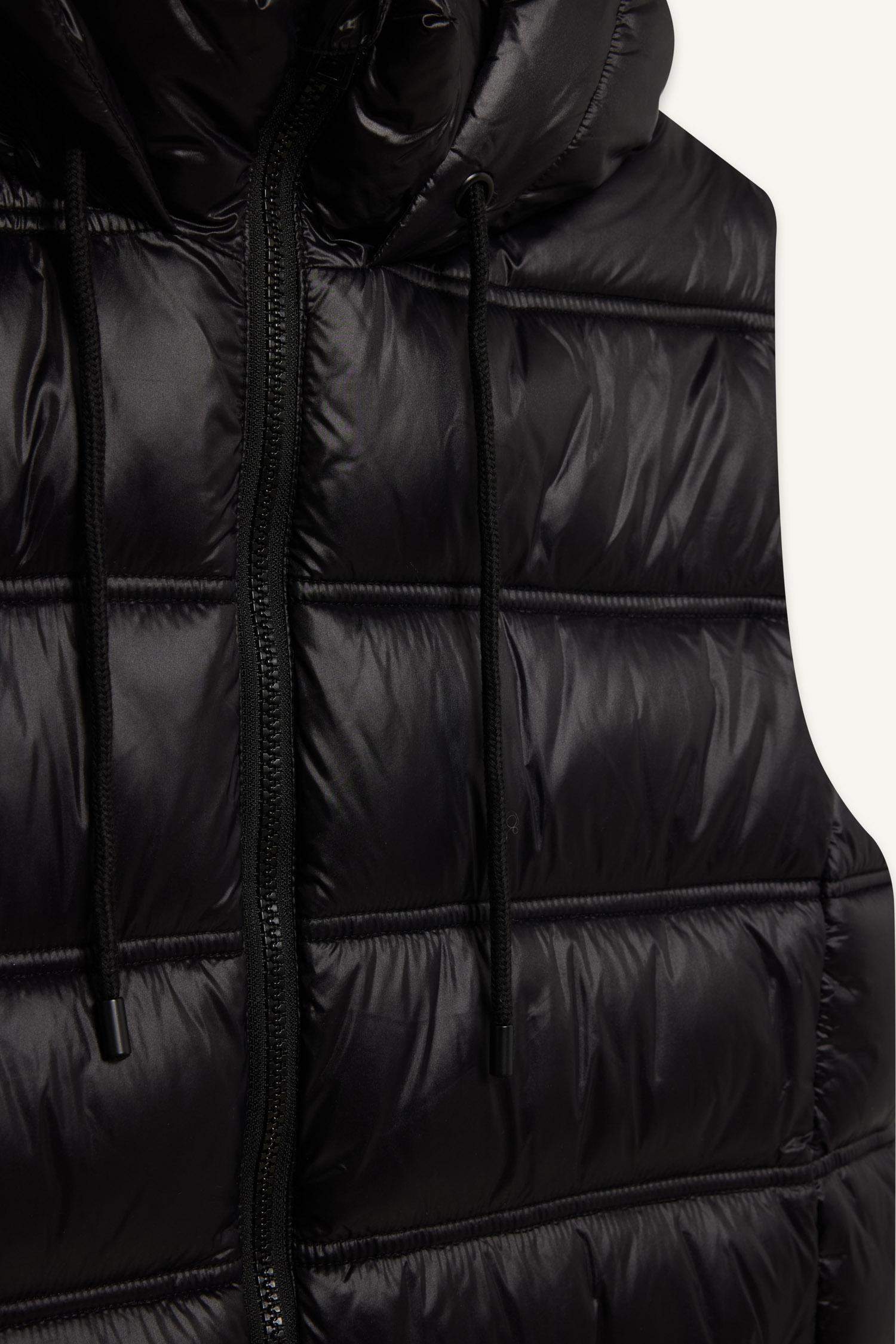 يلك نفخ قصة عادية بغطاء للرأس