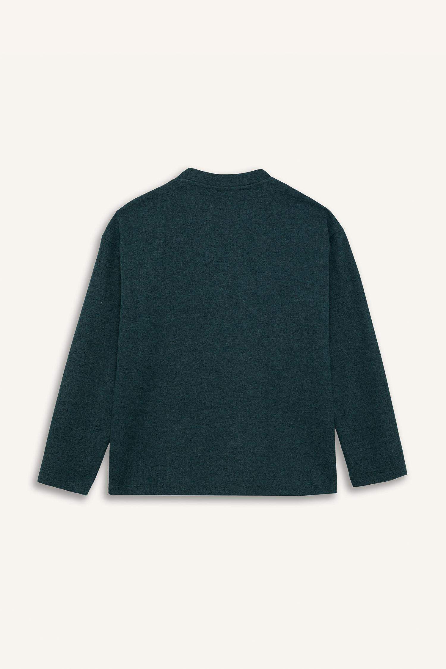 Relax Fit Long Sleeve Sweatshirt