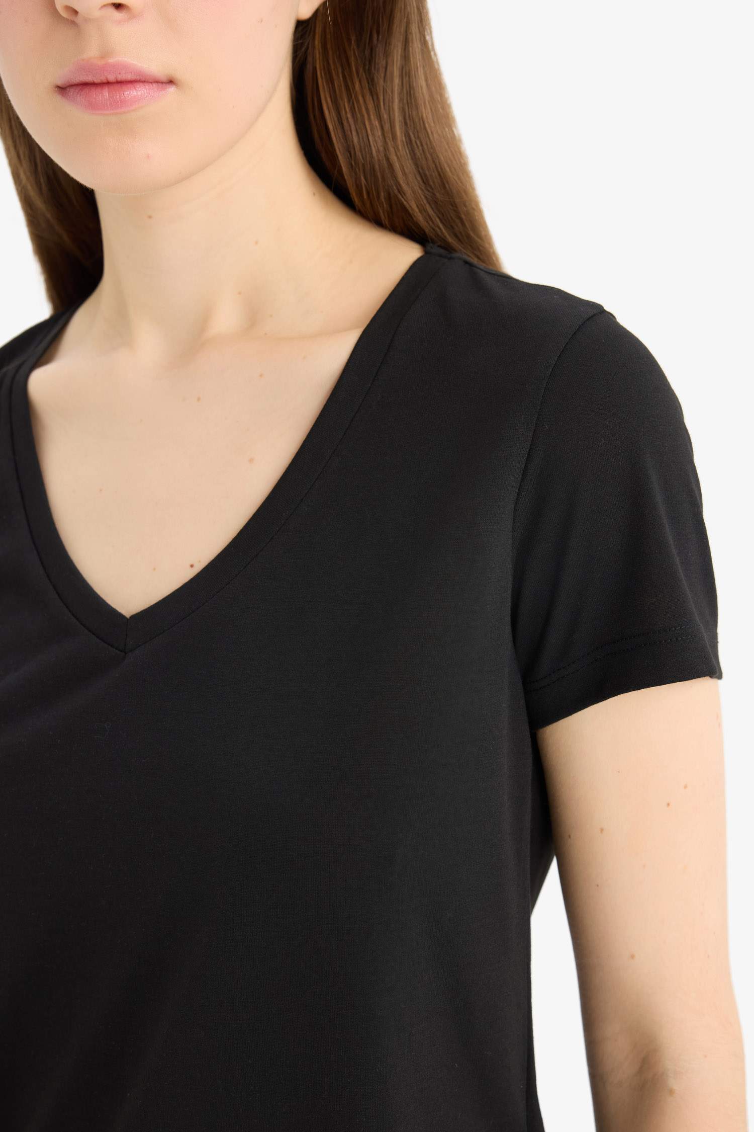 Regular Fit V Yaka Basic Düz 2'li Tişört 