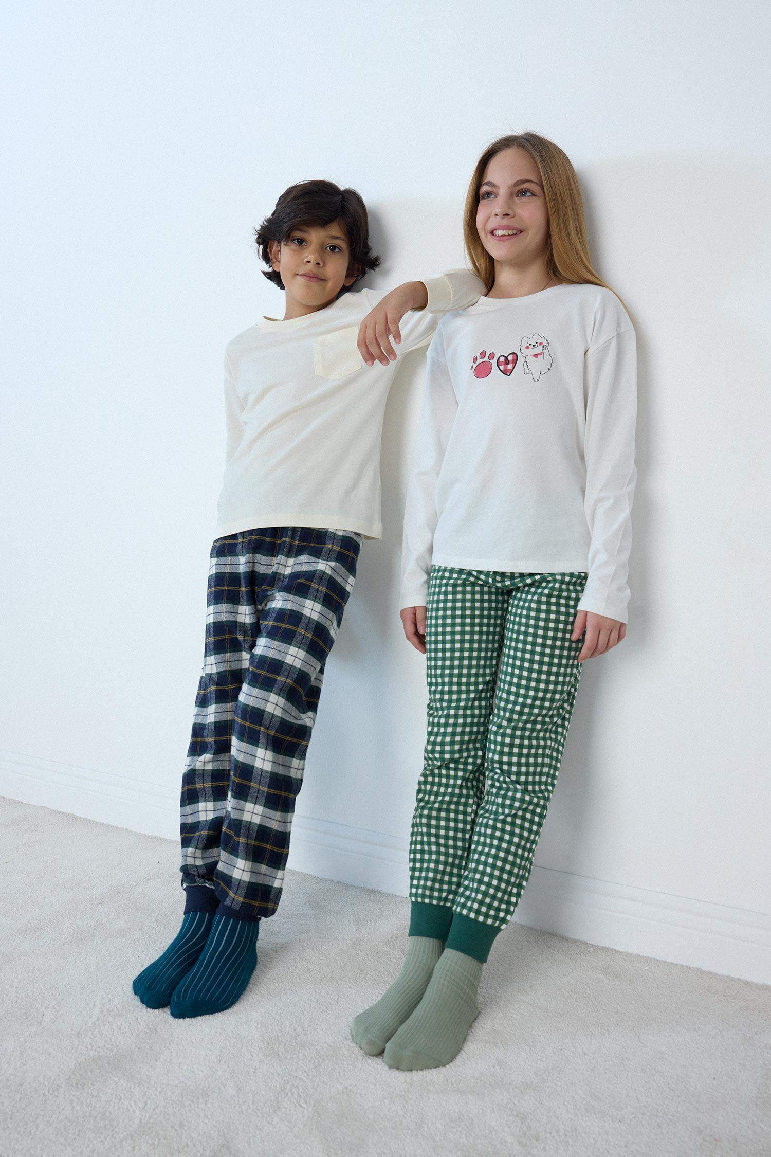 Kız Çocuk Pijama Takımı Baskılı Uzun Kollu Üst Kareli Uzun Alt