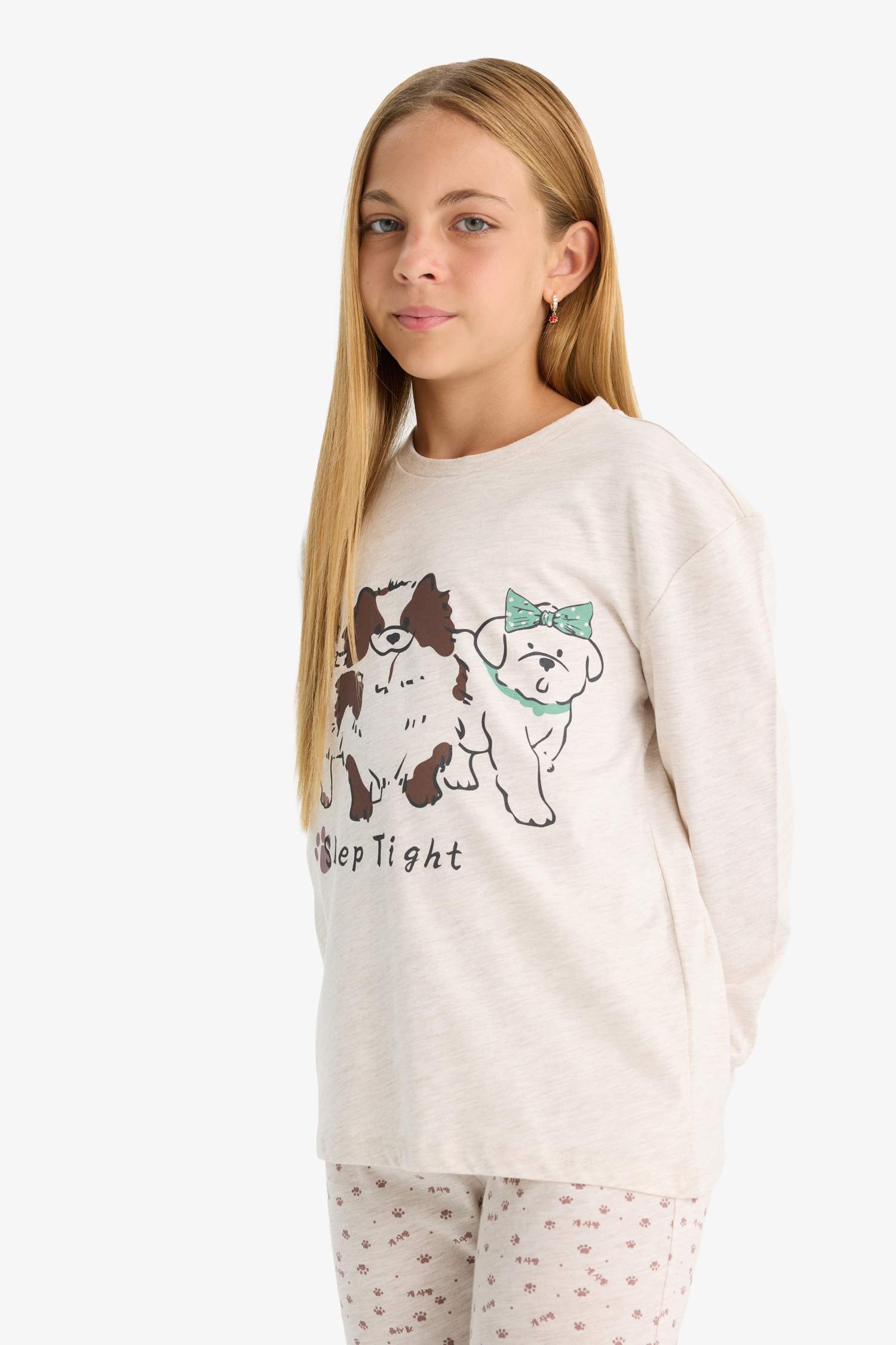 Kız Çocuk Pijama Takımı Köpek Baskılı Uzun Kollu Üst Desenli Uzun Alt 