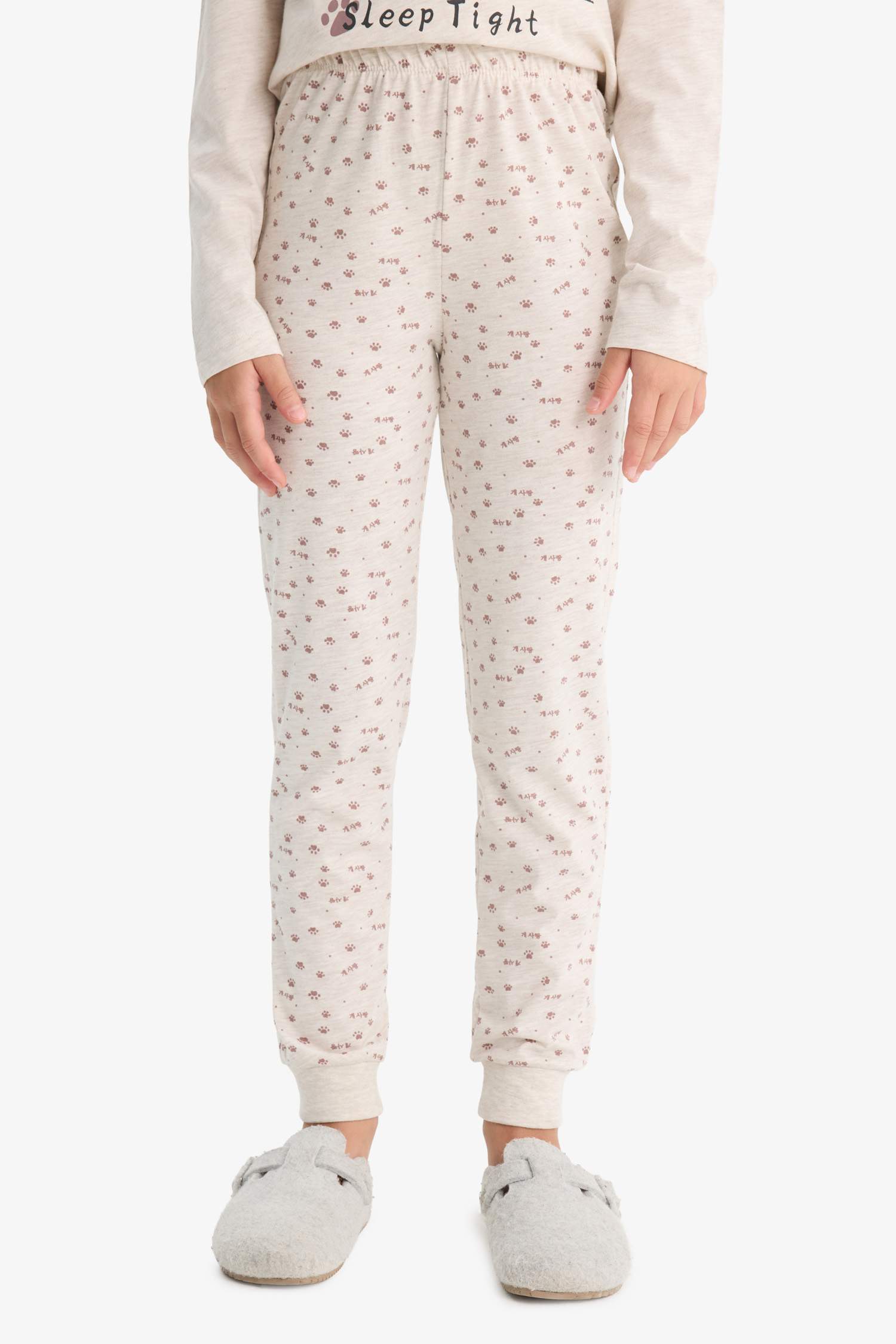 Kız Çocuk Pijama Takımı Köpek Baskılı Uzun Kollu Üst Desenli Uzun Alt 