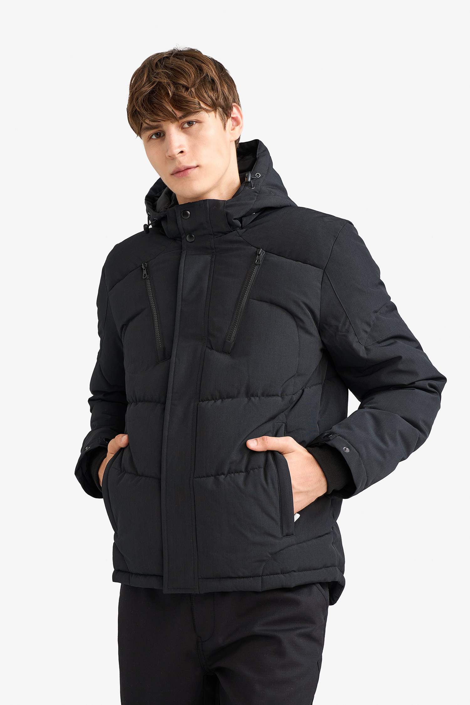 جاكيت بامب سليم فيت بكابيشون