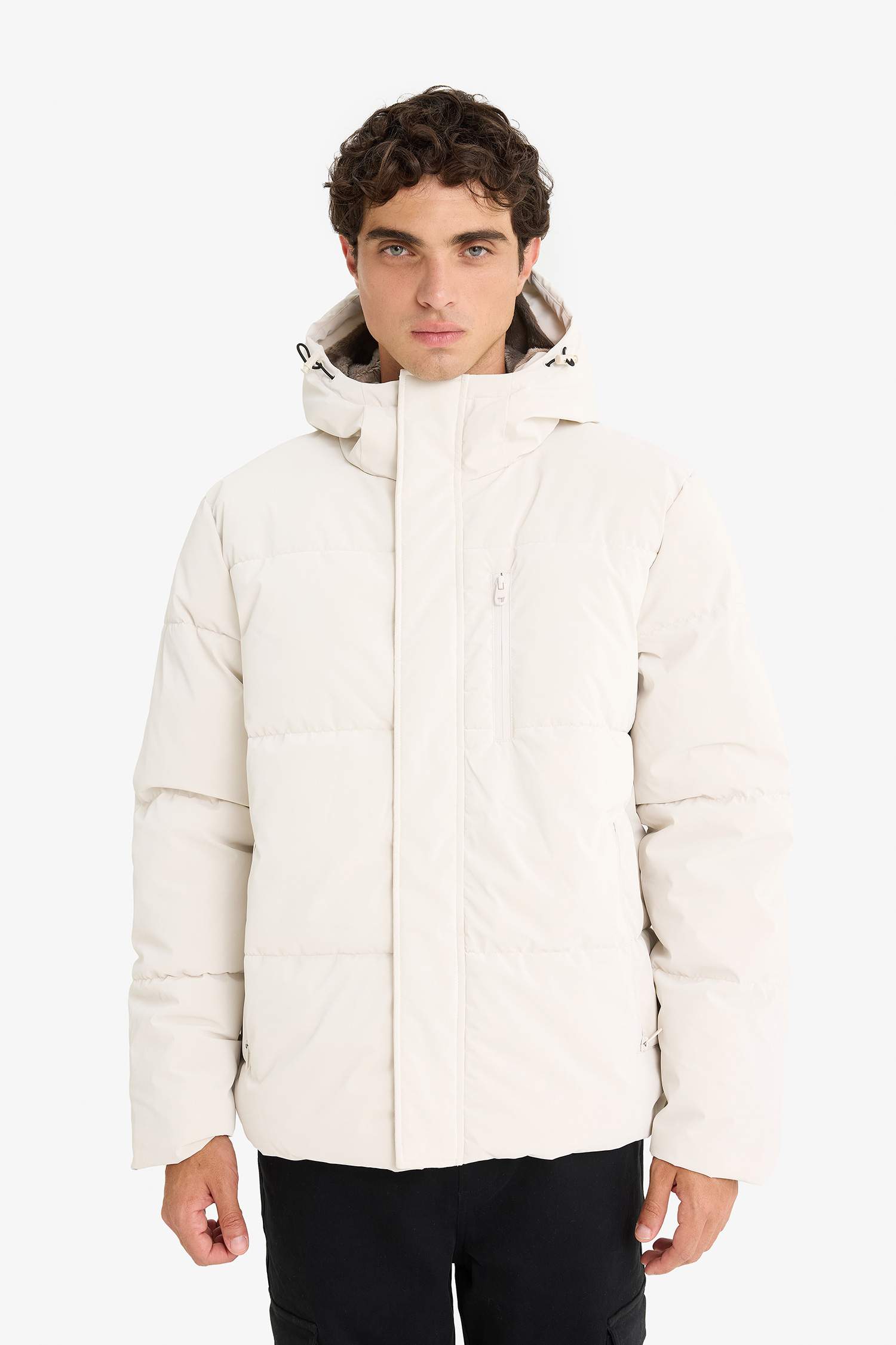 Su İtici Regular Fit Kapüşonlu Astarlı İç Cepli Fermuarlı Cepli Mont