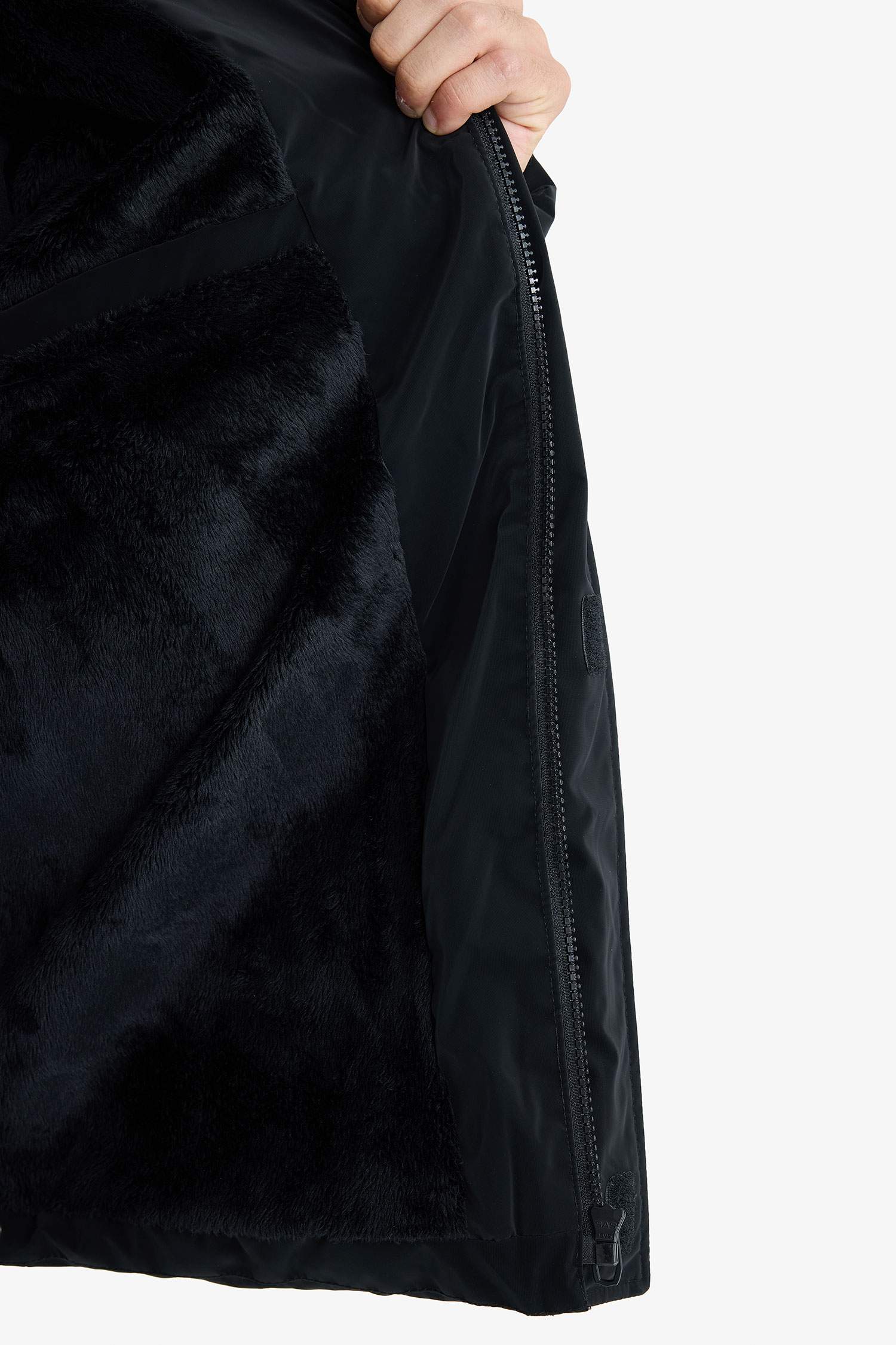 Su İtici Regular Fit Kapüşonlu Astarlı İç Cepli Fermuarlı Cepli Mont