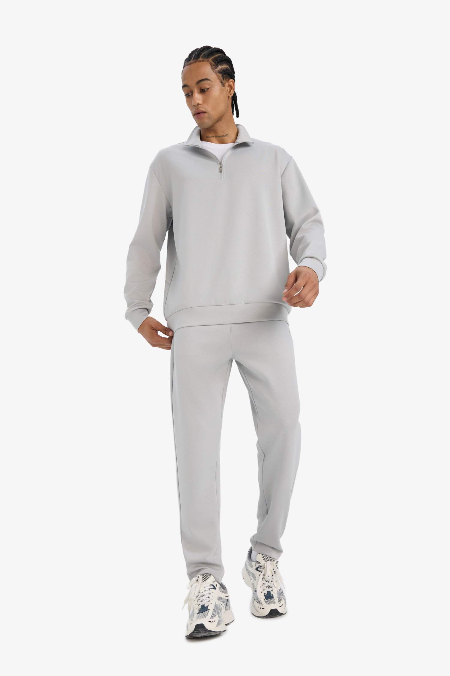 стандарт пішім басып шығарылған биік жаға Свитер