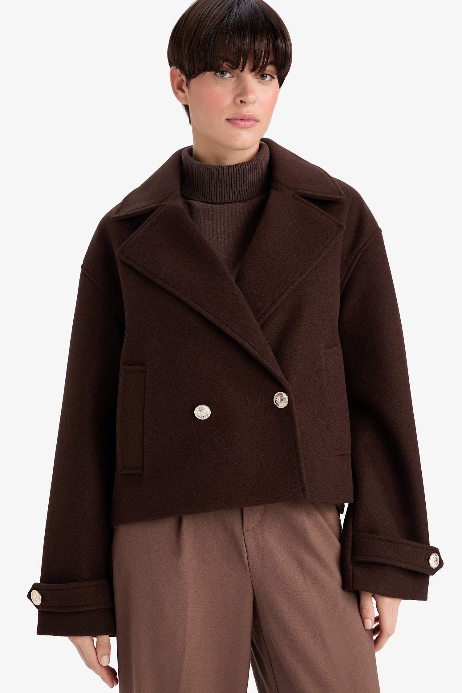 Regular Fit Düğmeli Kaşe Kaban