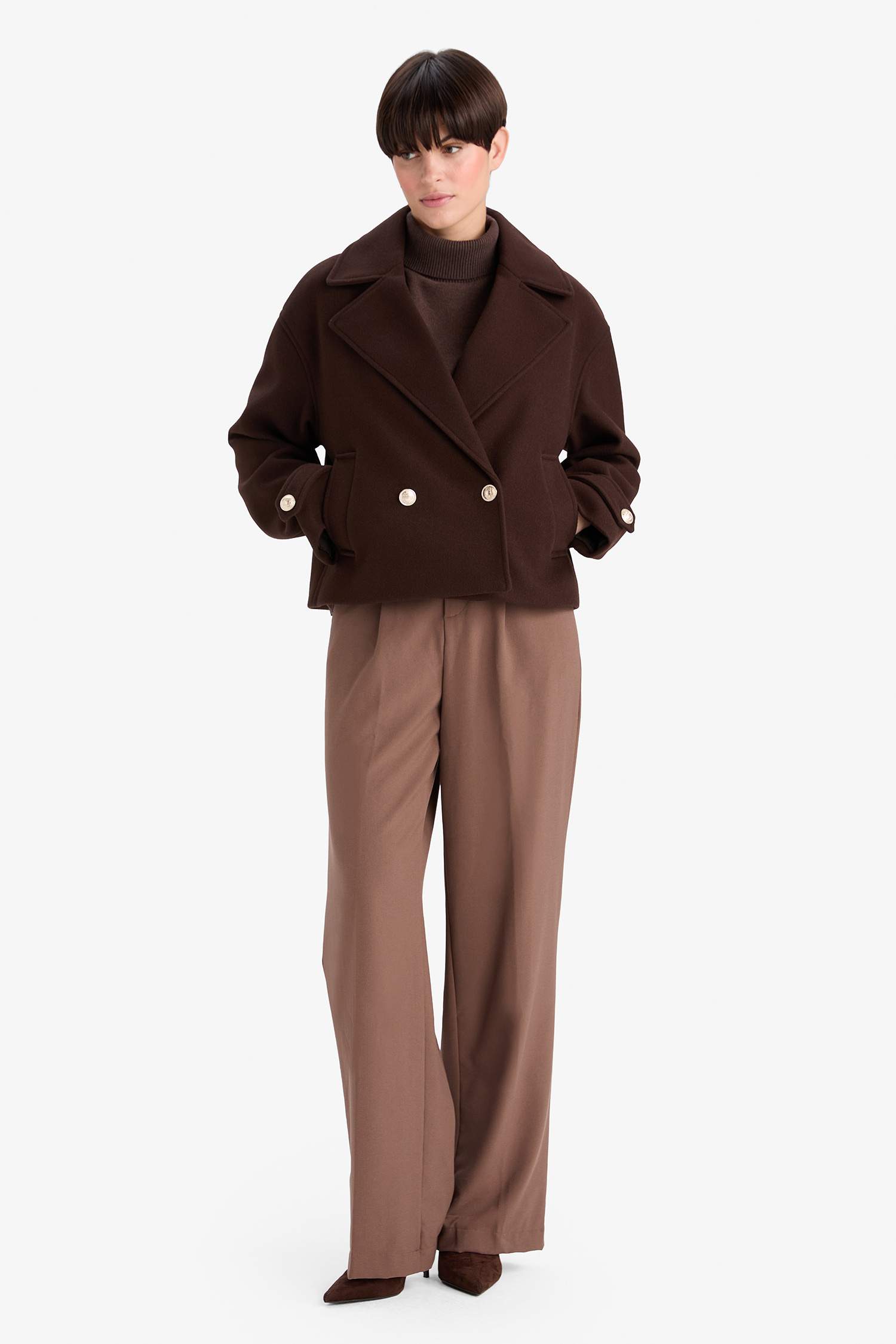 Regular Fit Düğmeli Kaşe Kaban