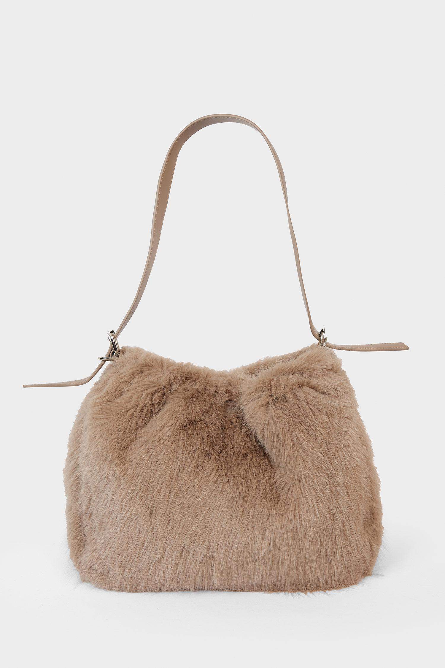 Kadın Pelüş Çapraz Çanta