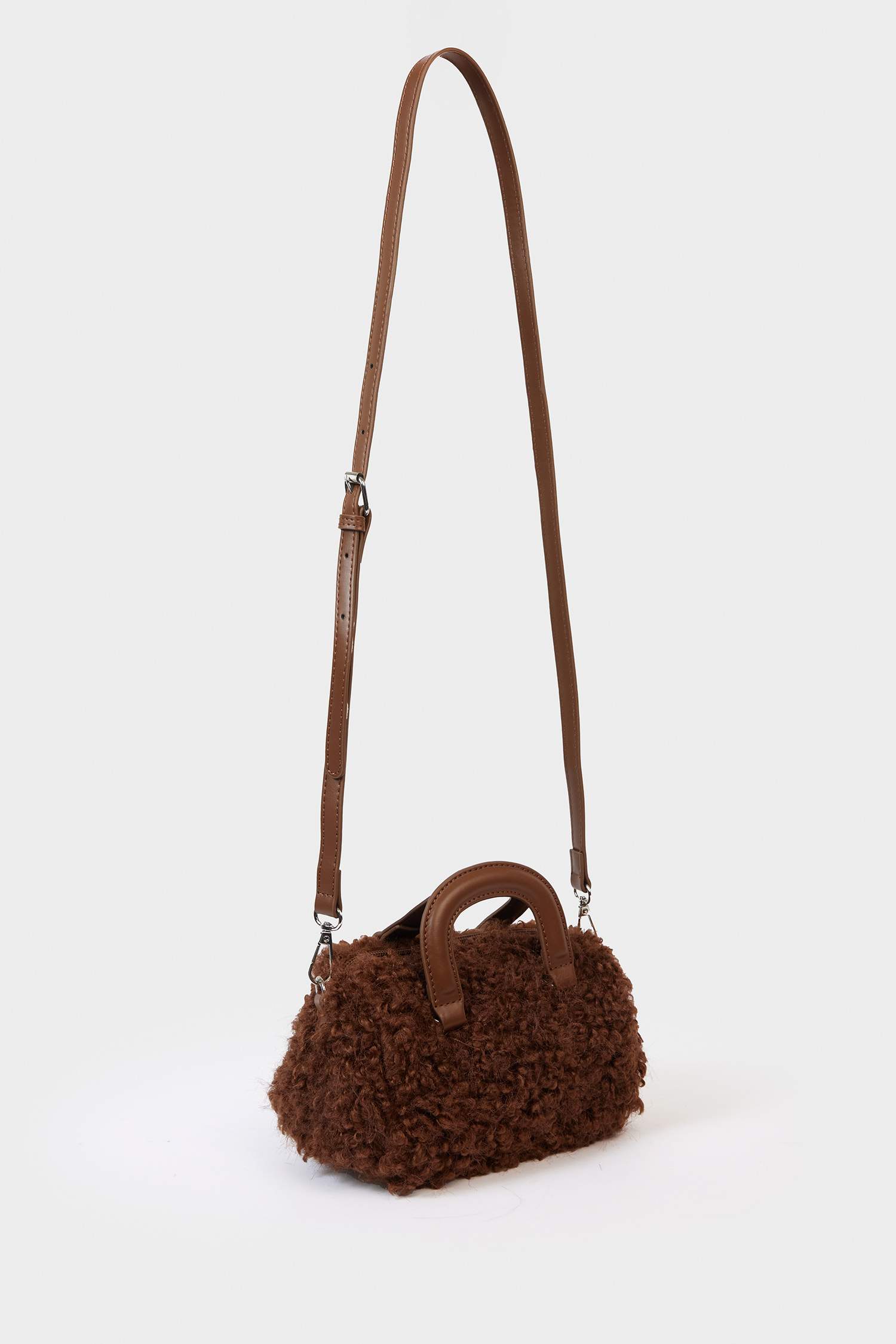 Kadın Pelüş Çapraz Çanta