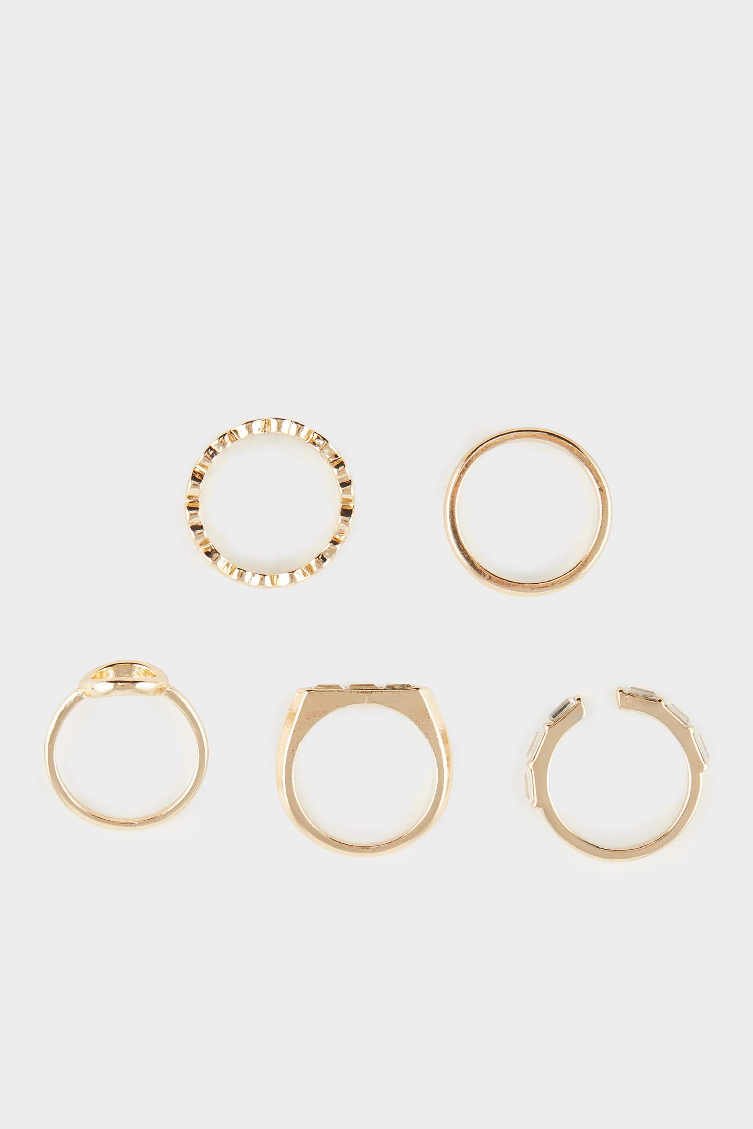 محبس نسائي ذهبي - 5 قطع