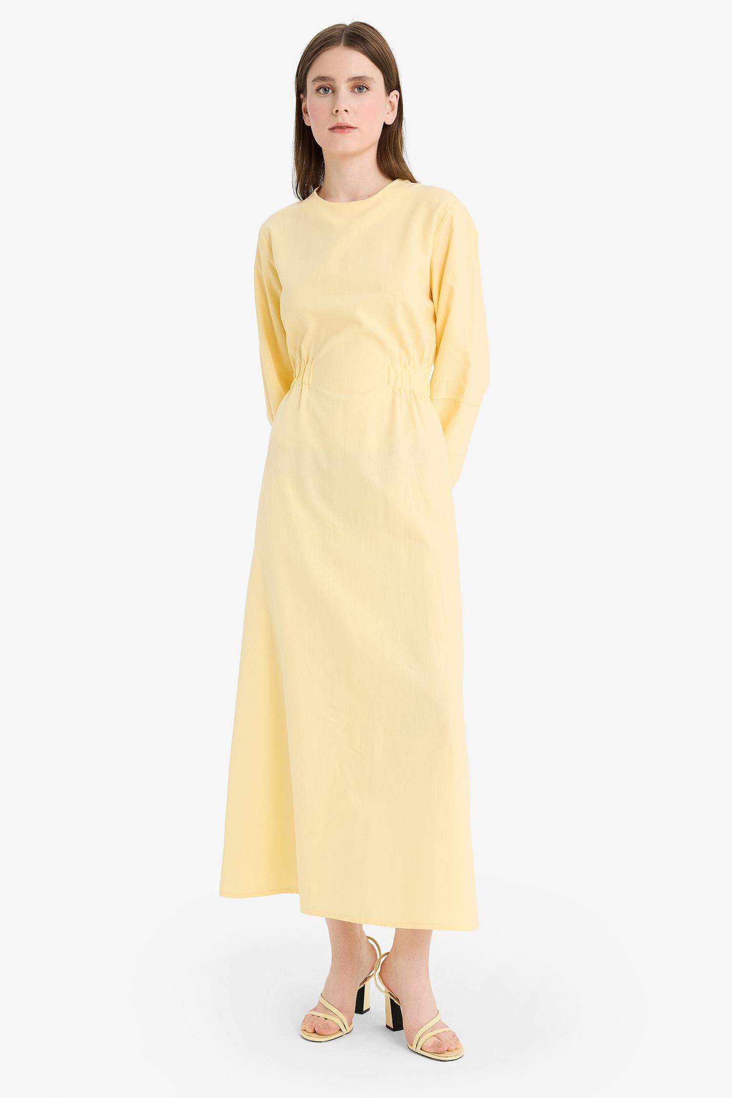 فستان طويل ردن طويل قصة مريحة من مزيج الكتان