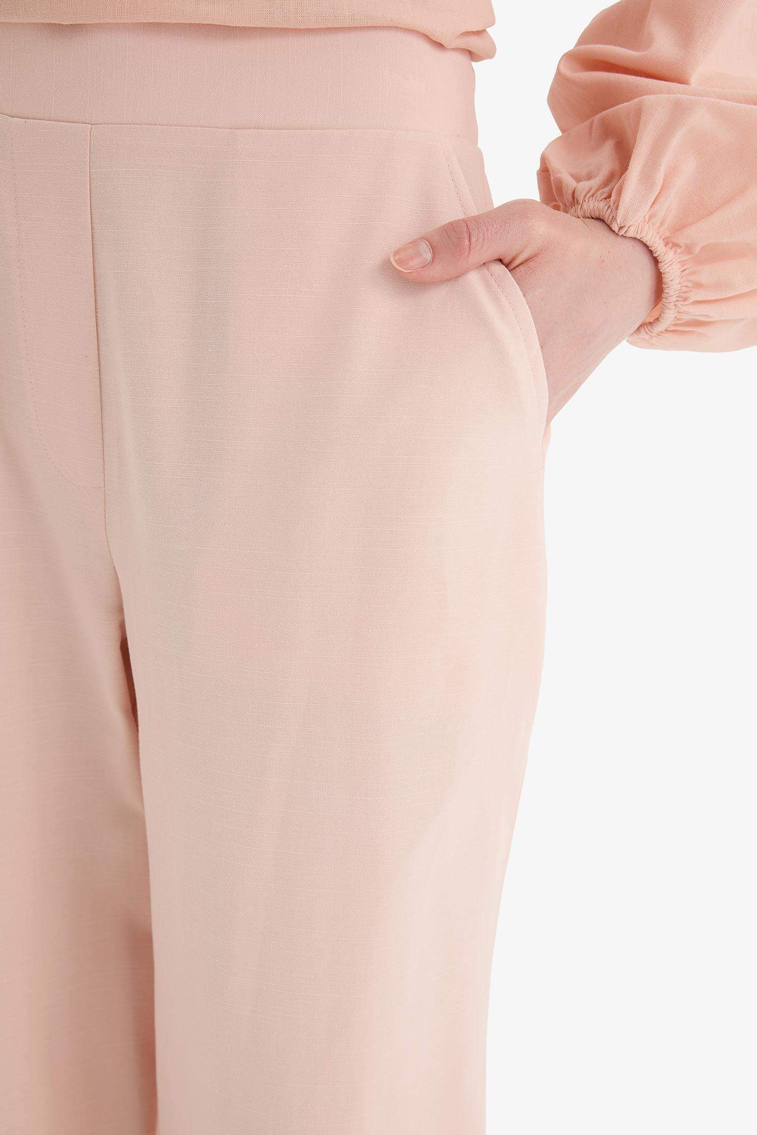 بنطرون برجل واسع وايد ليج من مزيج الكتان