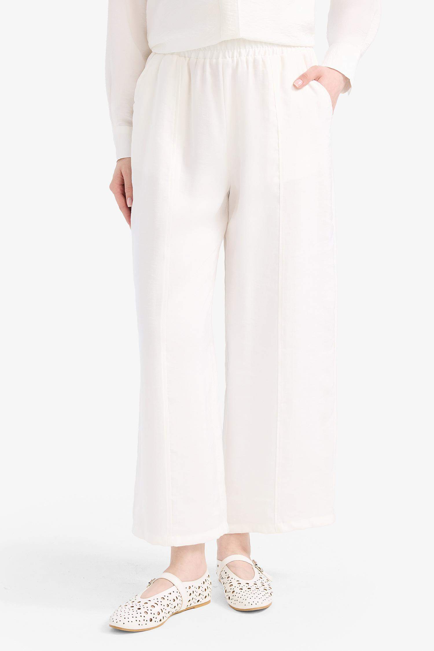 بنطرون منسوج قصة عادية