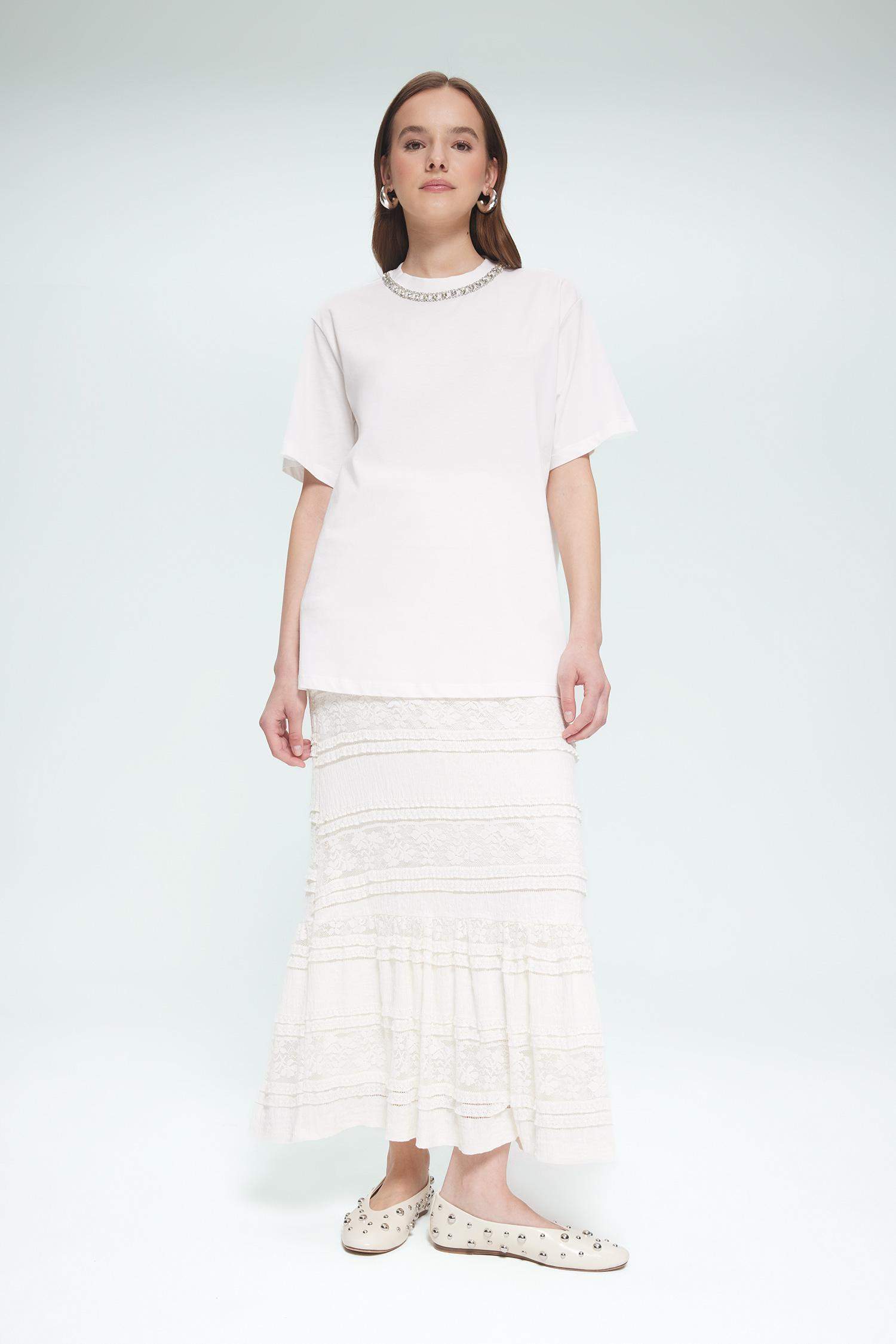 A Kesim Astarlı Dantel Maxi Etek