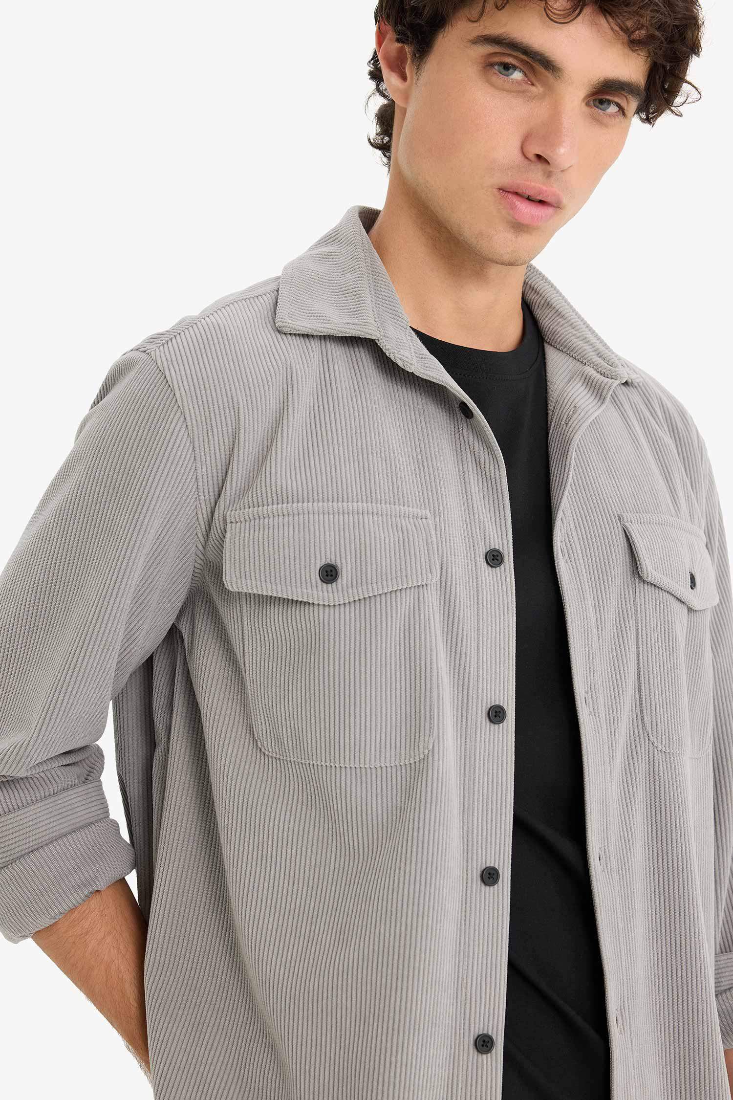 قميص مخملي كم طويل قصة عادية