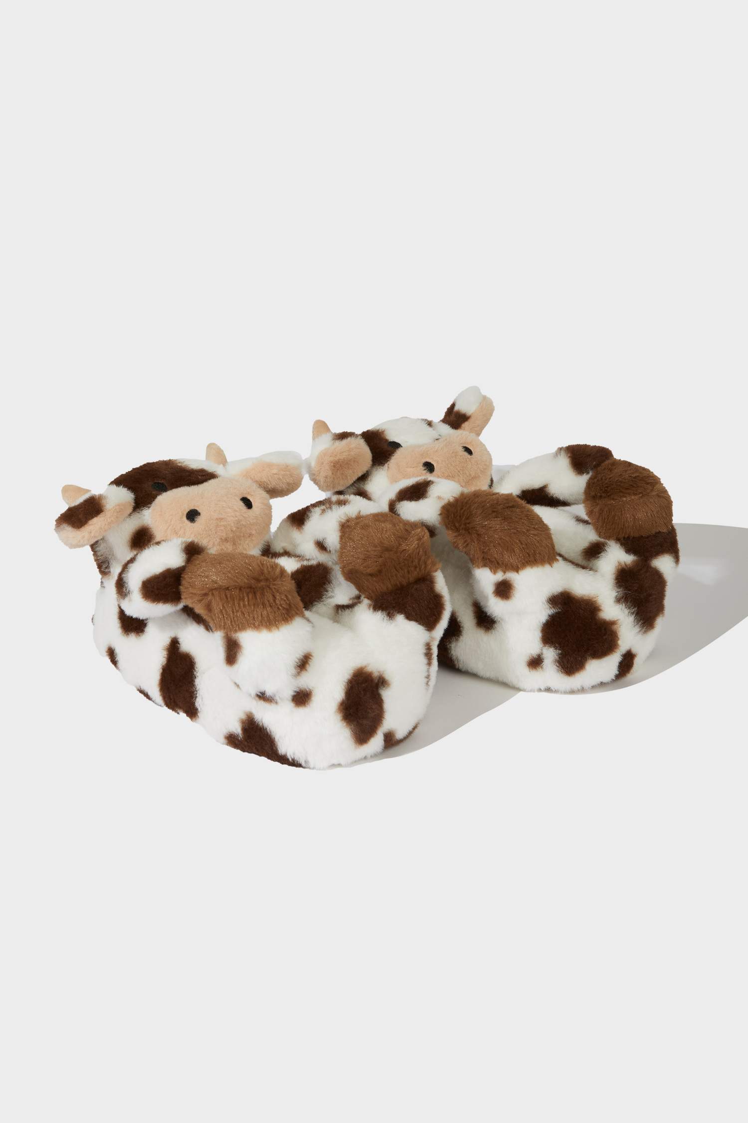 حذاء منزلي نسائي بكعب مسطح