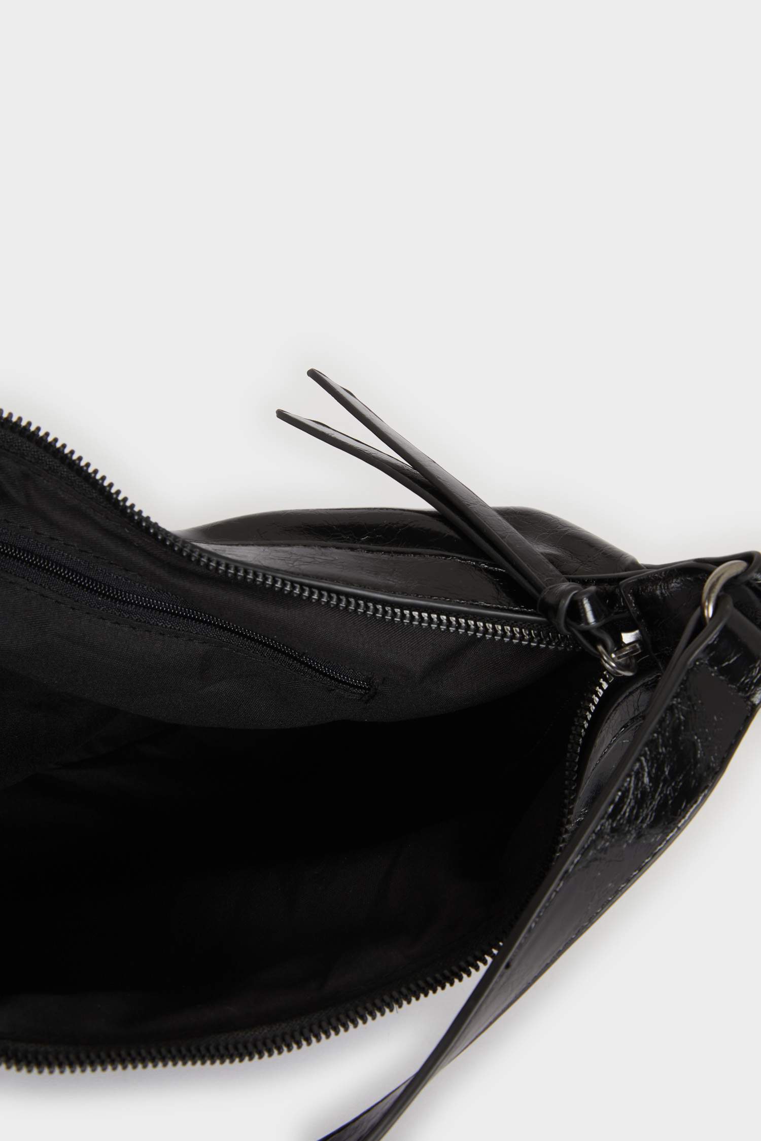 Woman Faux Leather Crossbody Bag