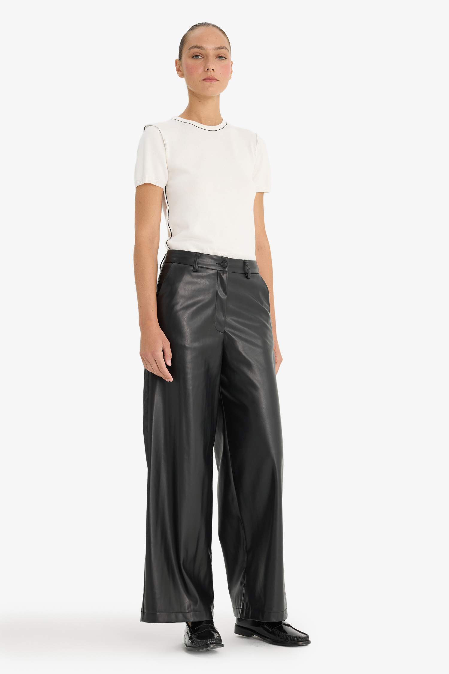 Straight Fit Double Pocket High Waist Trousers