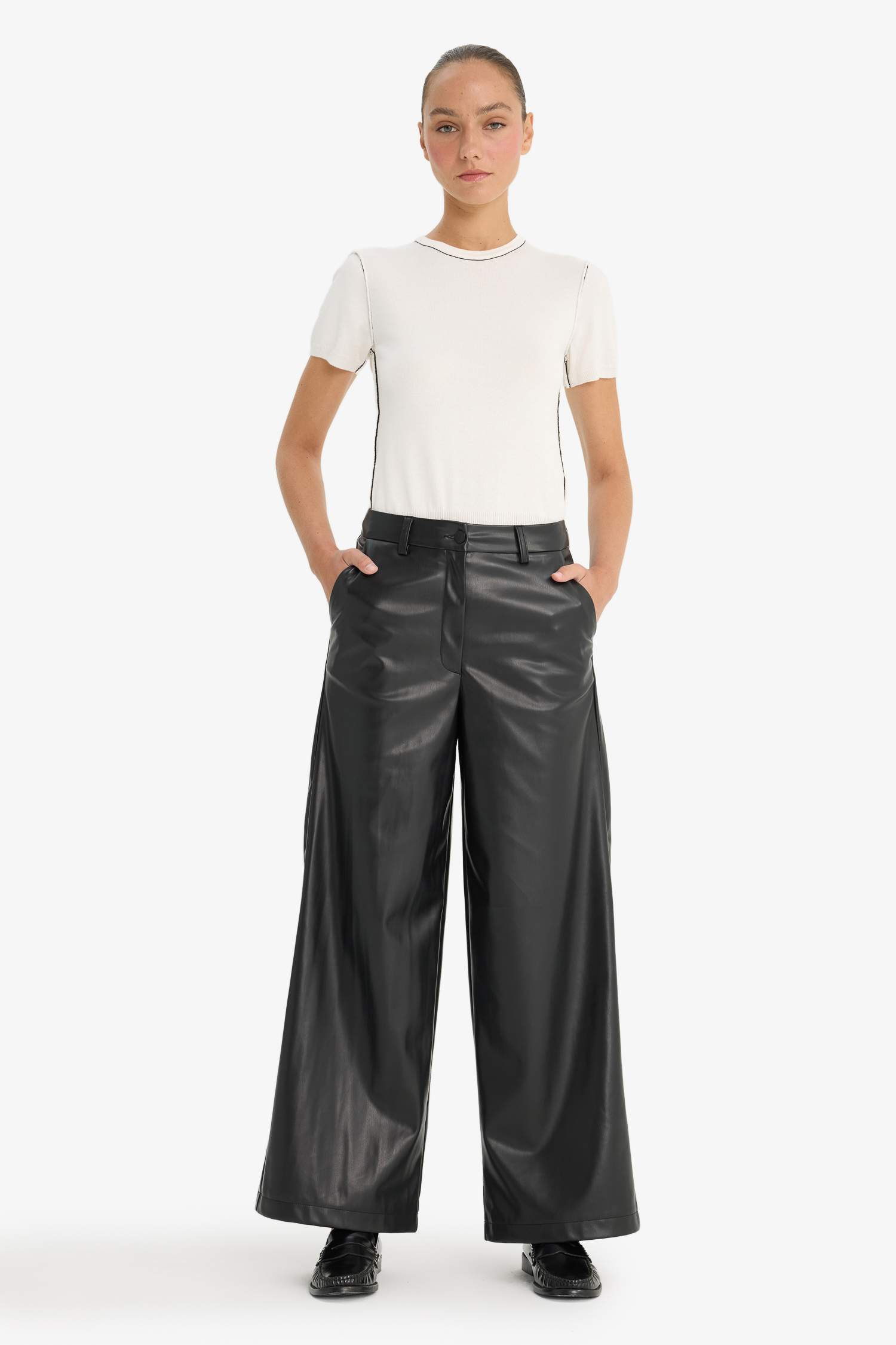 Straight Fit Double Pocket High Waist Trousers