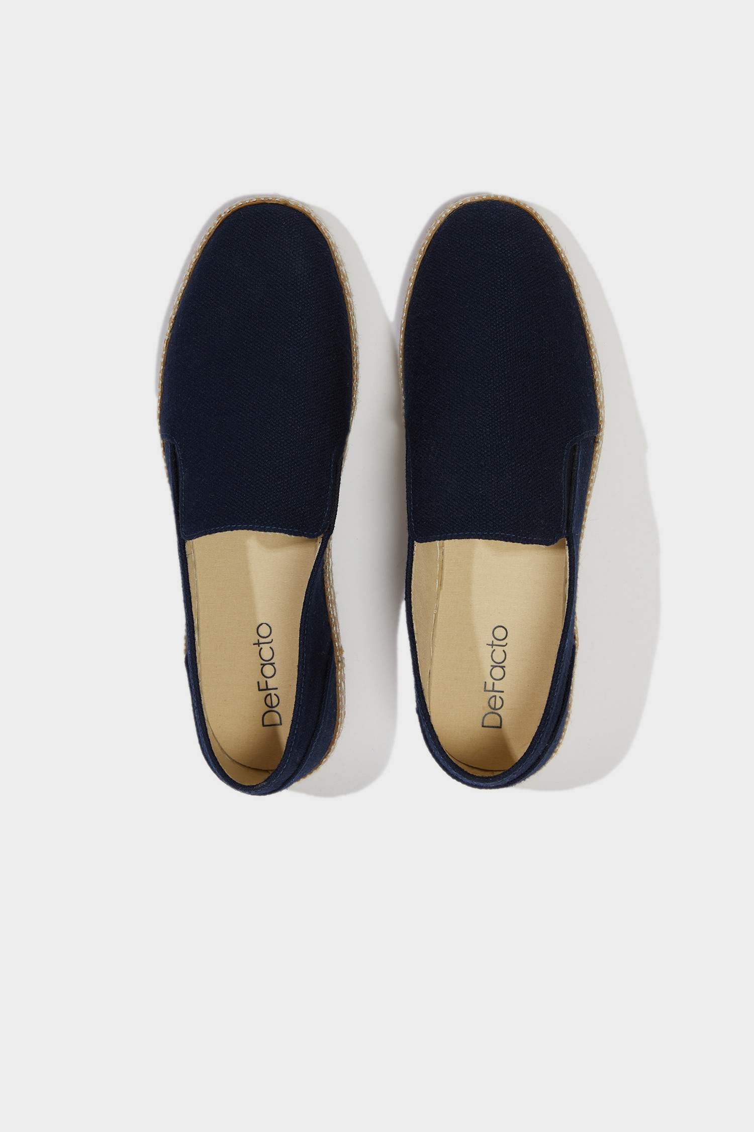 حذاء اسبادريل رجالي بكعب مسطح