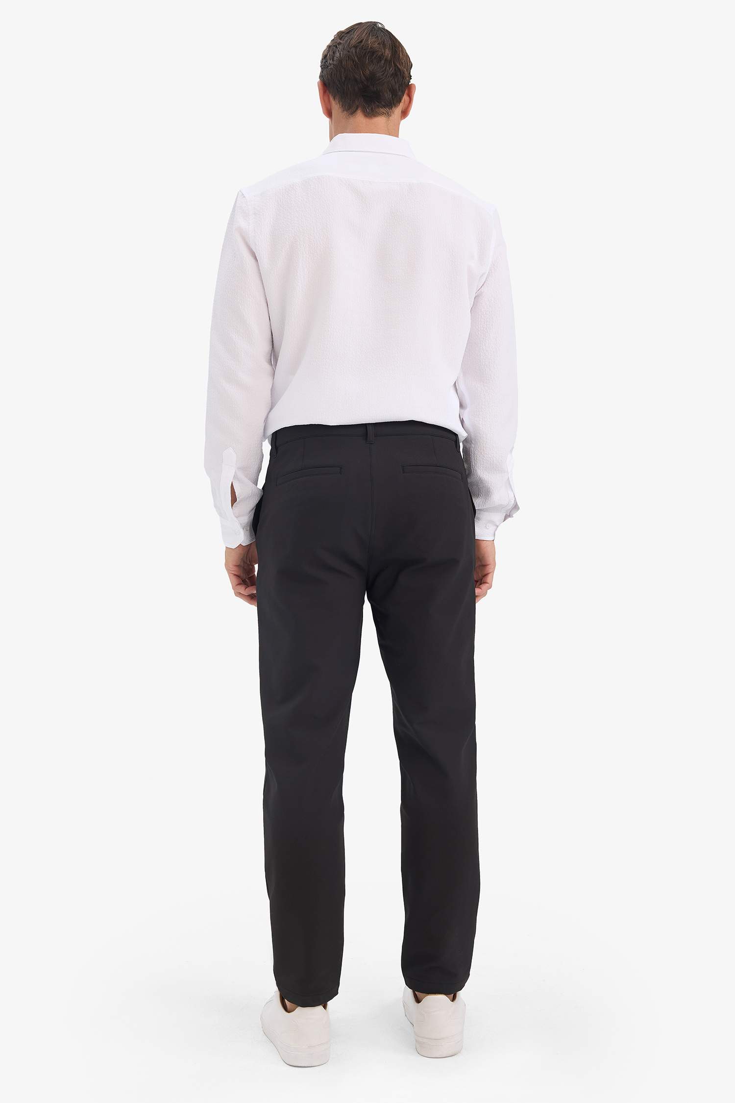 Jogger Fit Kısa Paça Pantolon