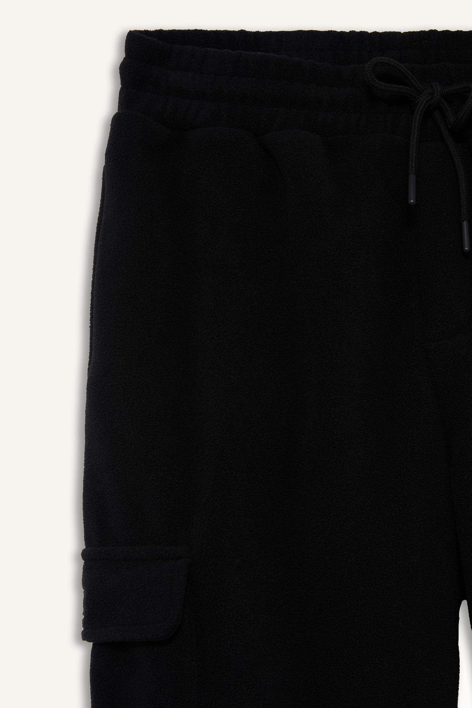 Regular Fit Drawstring Waist Fleece Cargo Sweatpants