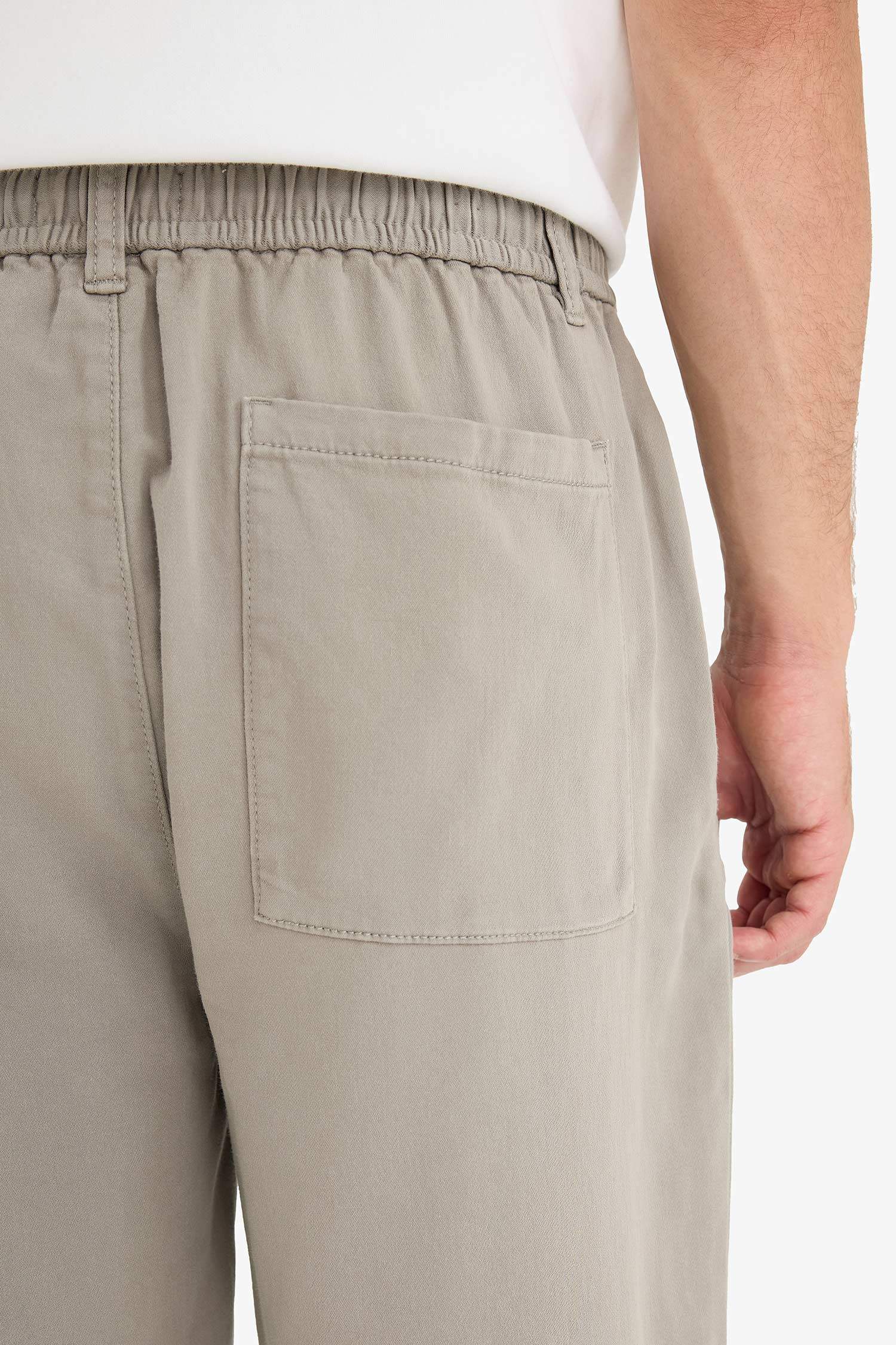 Wide Leg Regular Hem Zipper Trousers