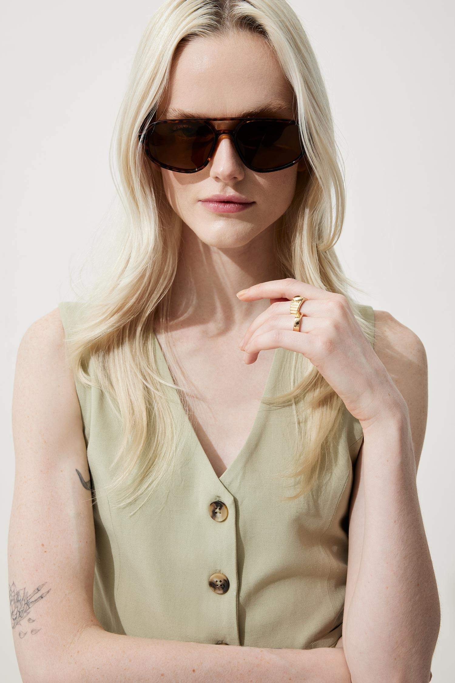 Kadın Oval Leopar Plastik Çerçeve Kahve Cam UV Güneş Gözlüğü