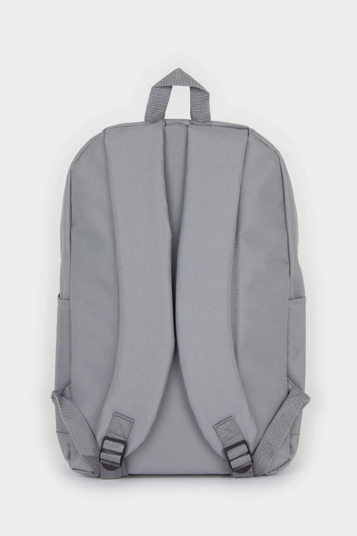 شنطة ظهر مدرسه رمادي للجنسين