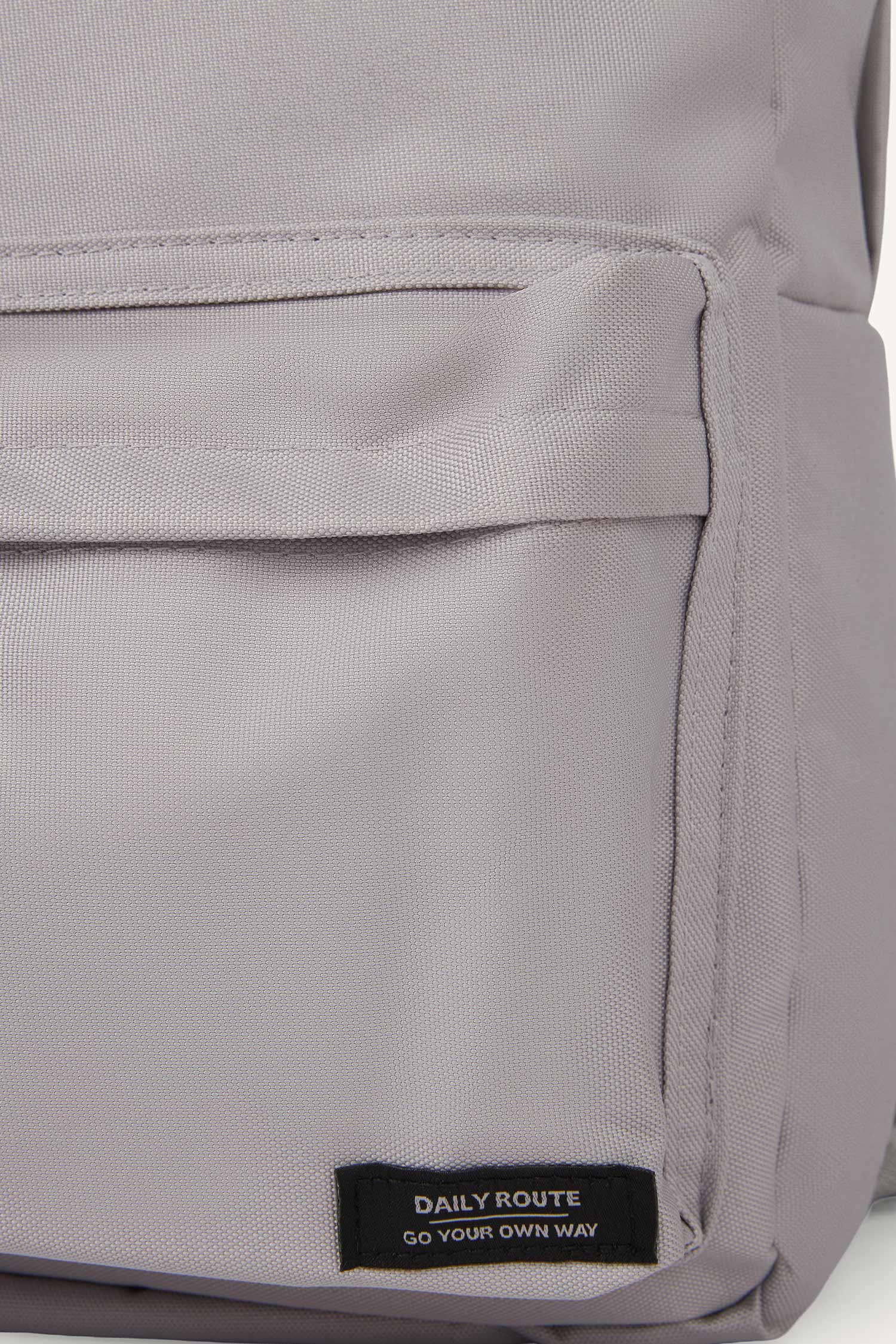 DeFacto Su Geçirmez Unisex Sırt Çantası görsel 4